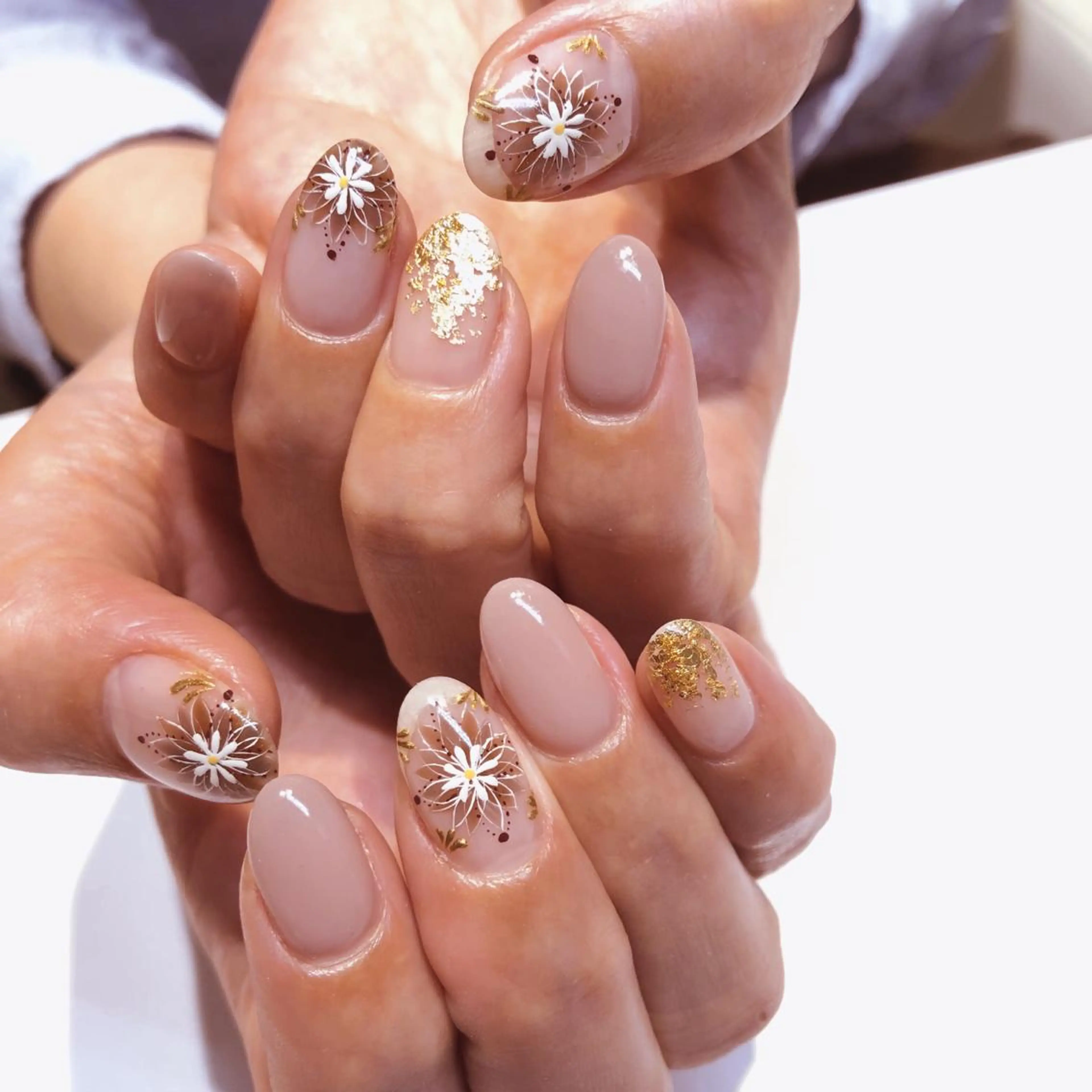 ネイル nail salon  aloalo所属・Nailist Ayaのネイルデザイン