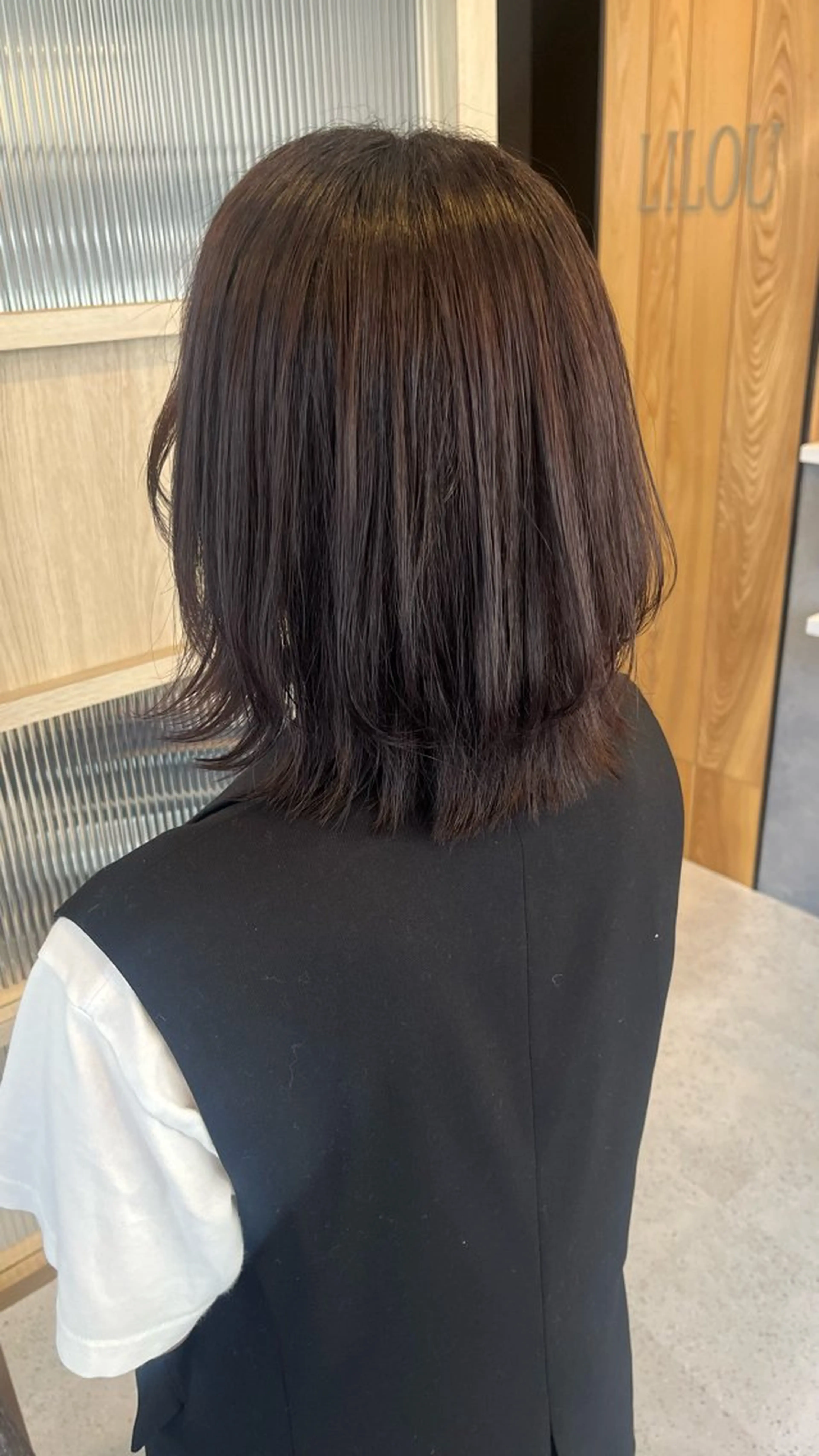カラー ブラウンカラー ラベンダーカラー ヘアカラー 黒滝 真歩のヘアスタイル