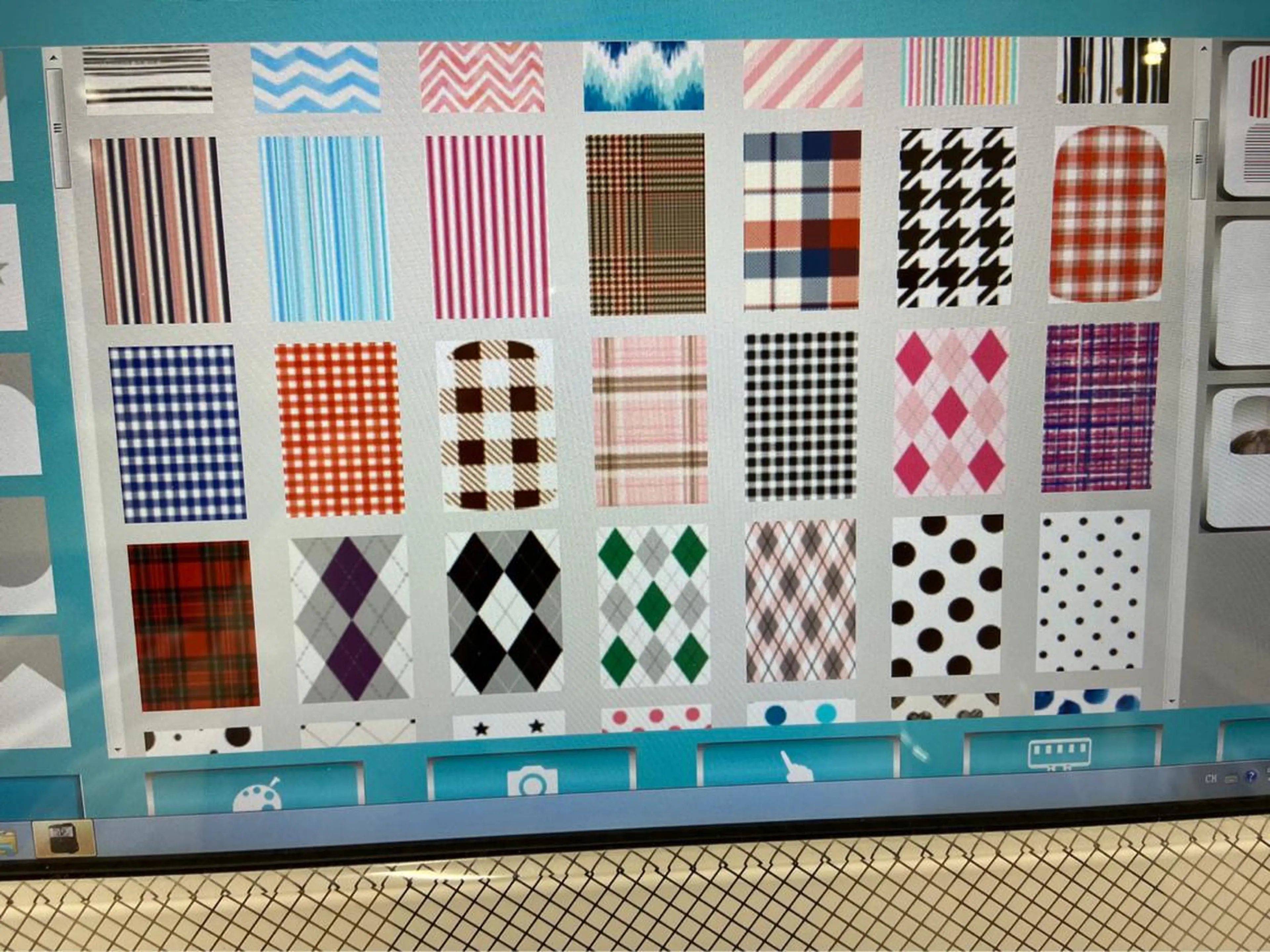 ネイル 株式会社JUEGO .○°のネイルデザイン