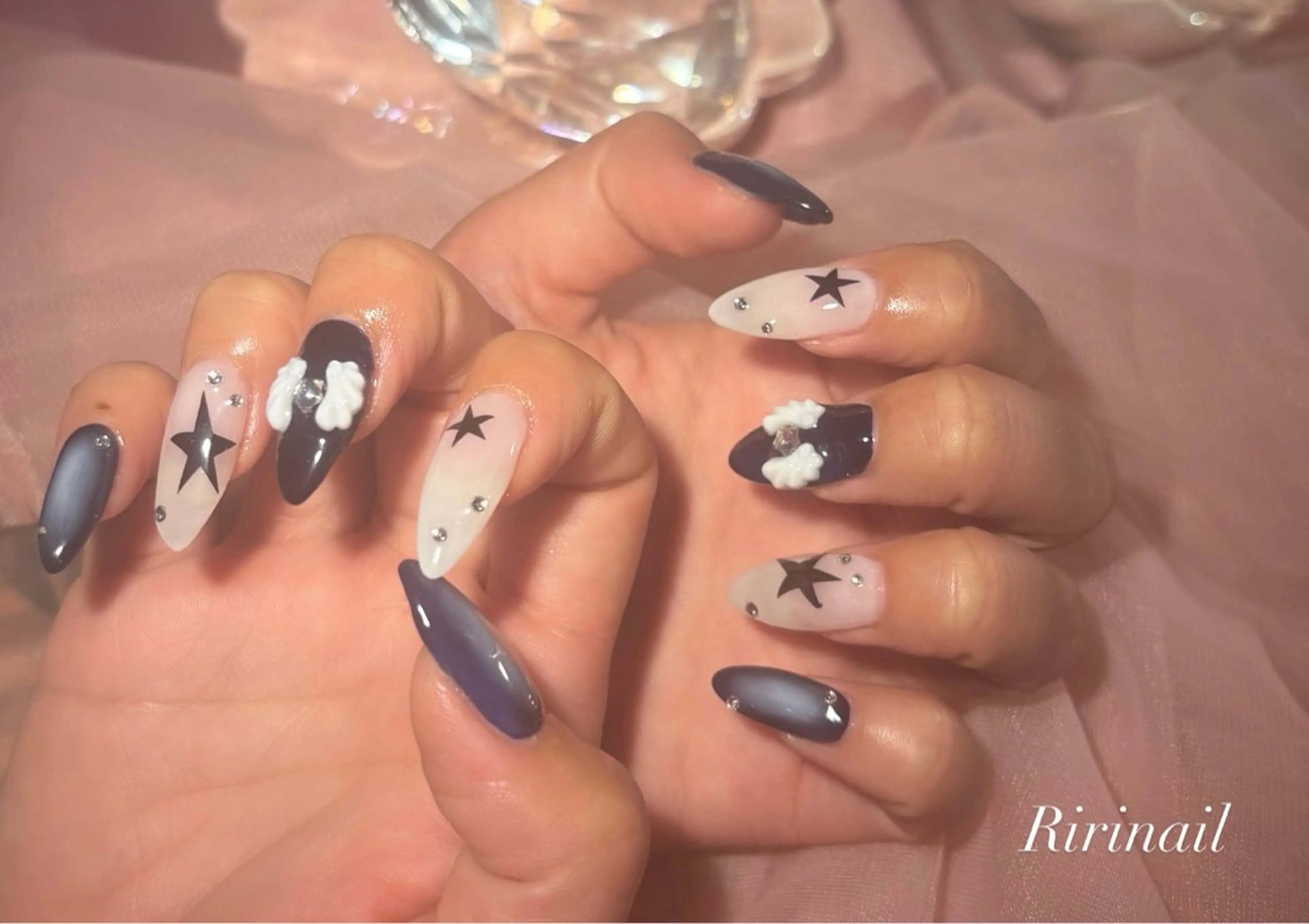 ネイル 𝐁𝐞𝐥𝐥 𝐦𝐞のネイルデザイン