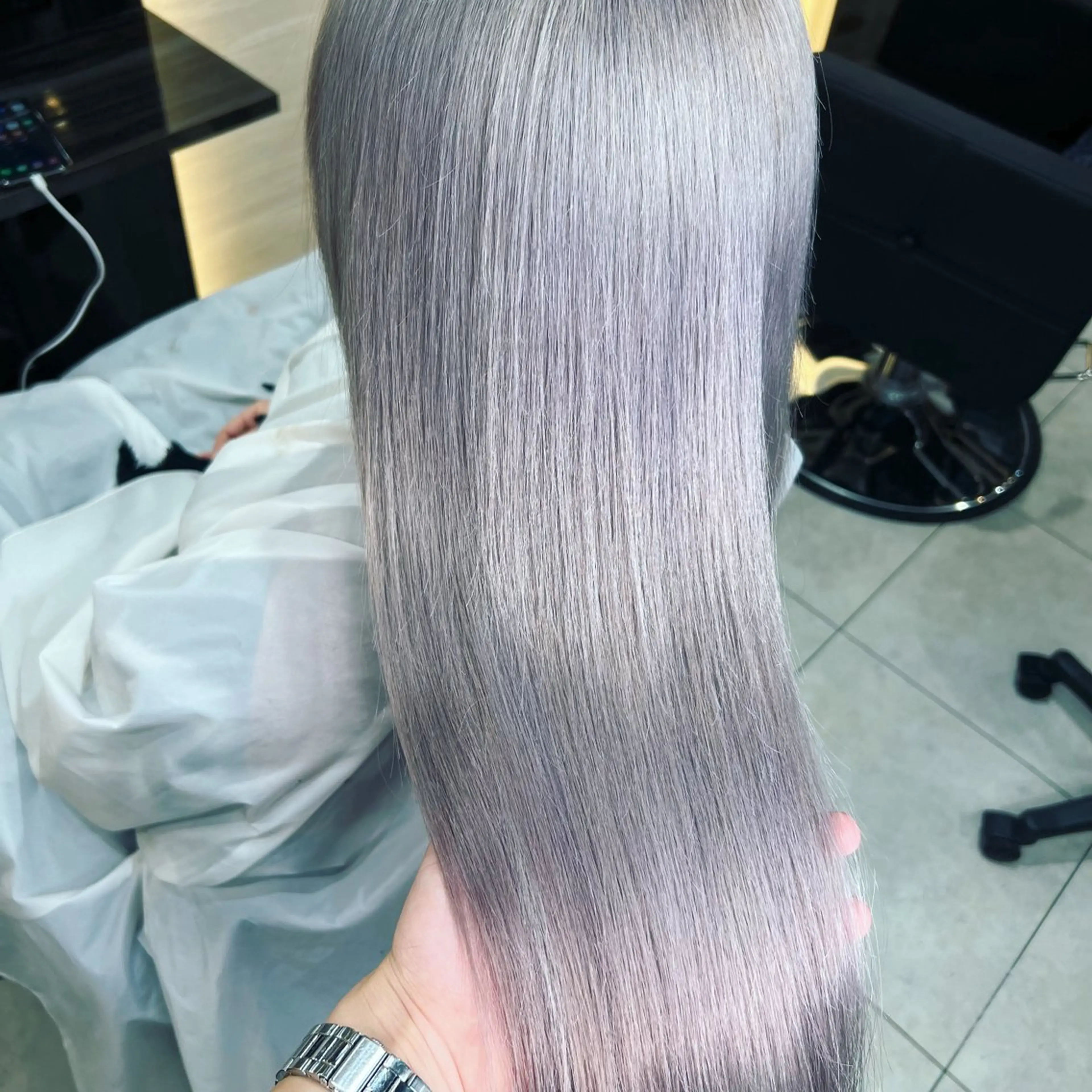 ロング ヘアカラー トリートメント 🌈カラー特化 ハイトーンけいと🌈のヘアスタイル