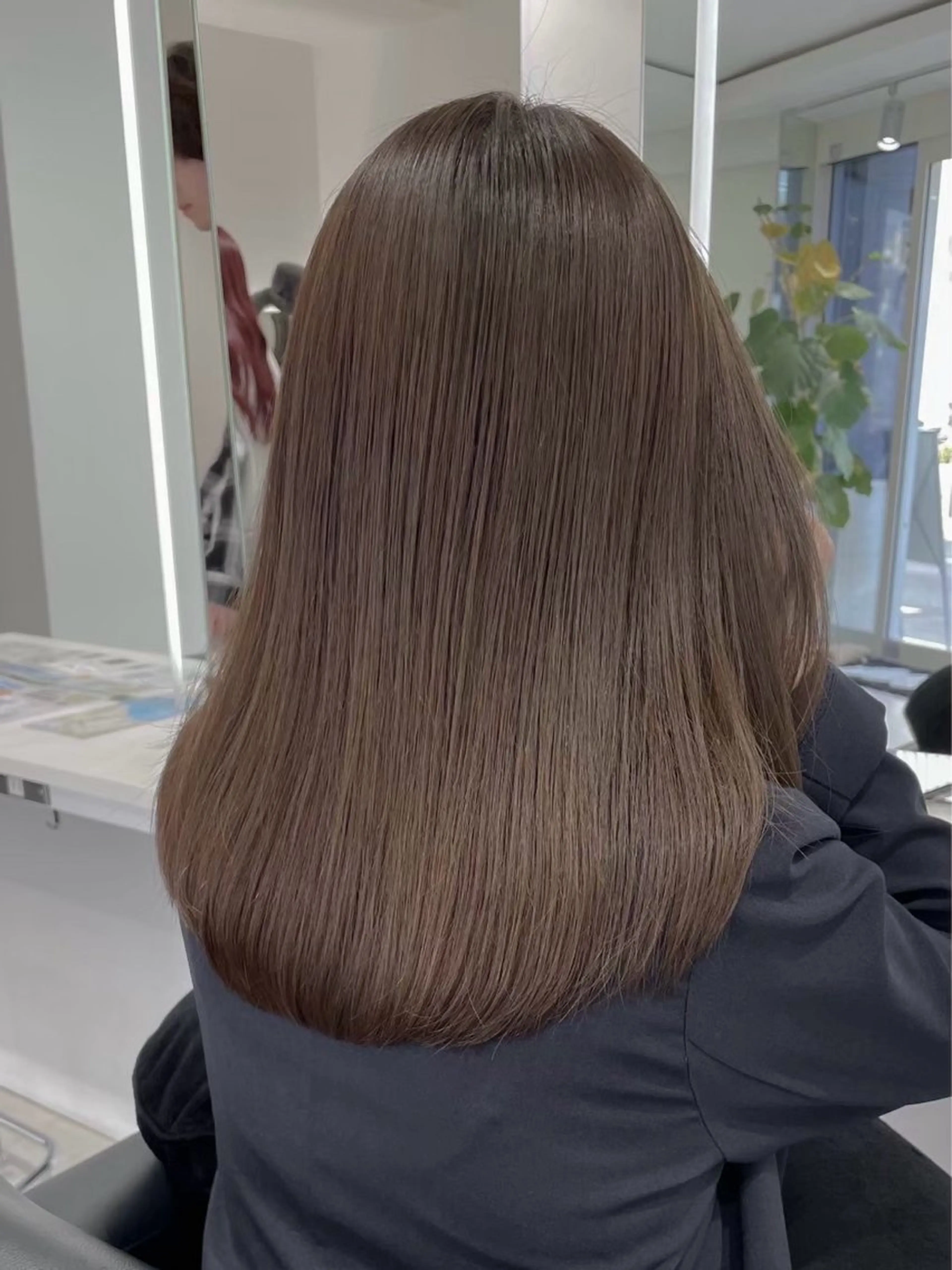 セミロング カラー ヘアカラー トリートメント ヘアセット グレージュ/ベージュ /経堂/sana🌱のヘアスタイル