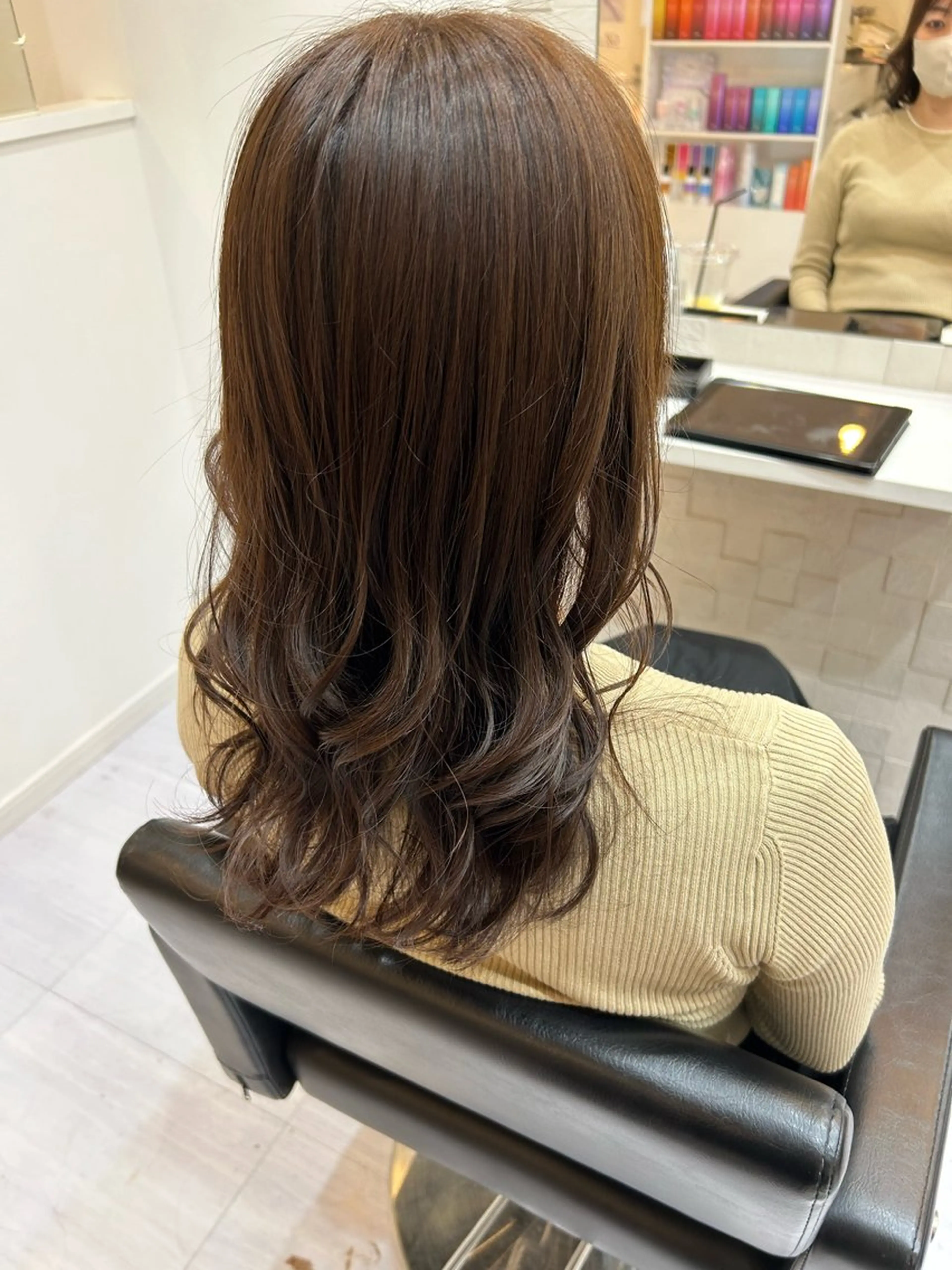 カラー 横山 香音のヘアスタイル