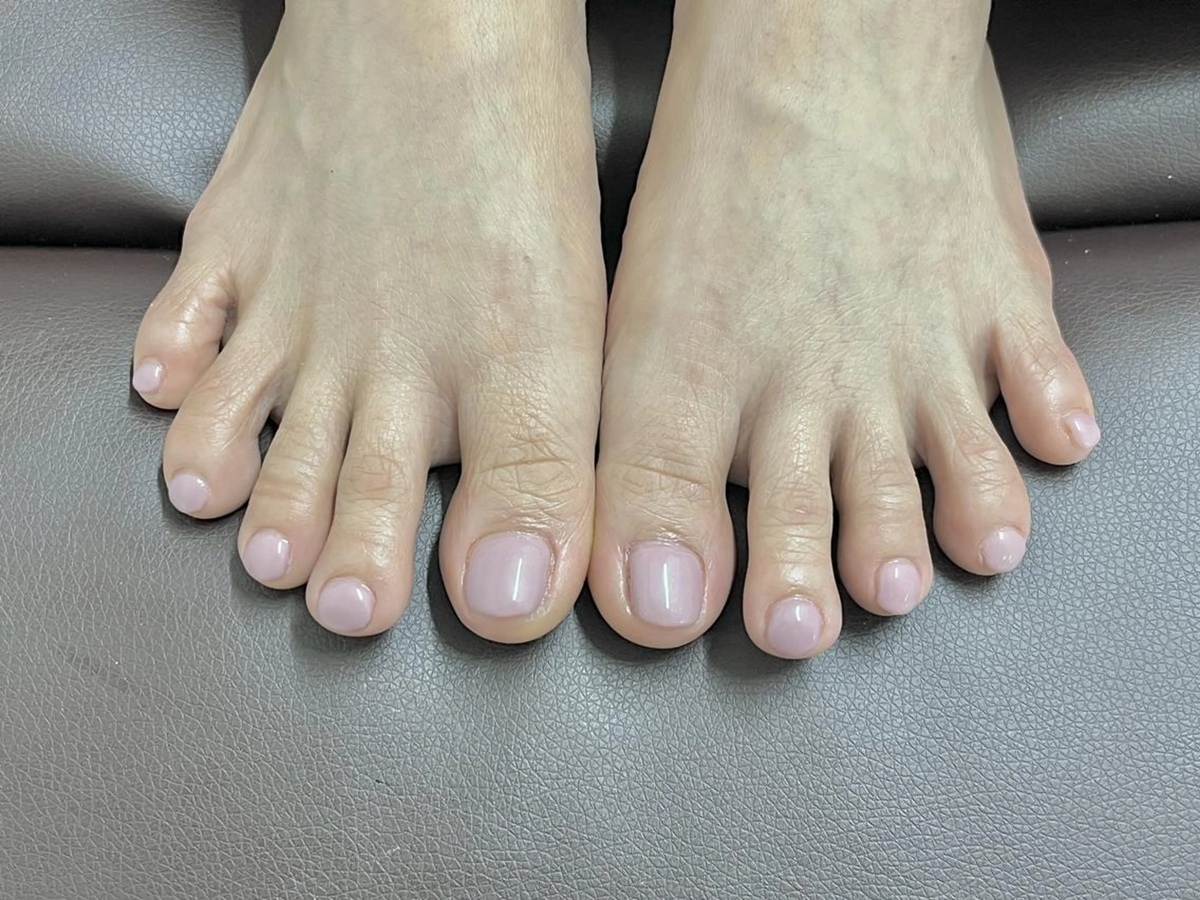 ネイル 長さ出し ジェルネイル 韓国ネイル ラメ(グリッター) ラメグラデーション ダイ ゲンゲンのネイルデザイン