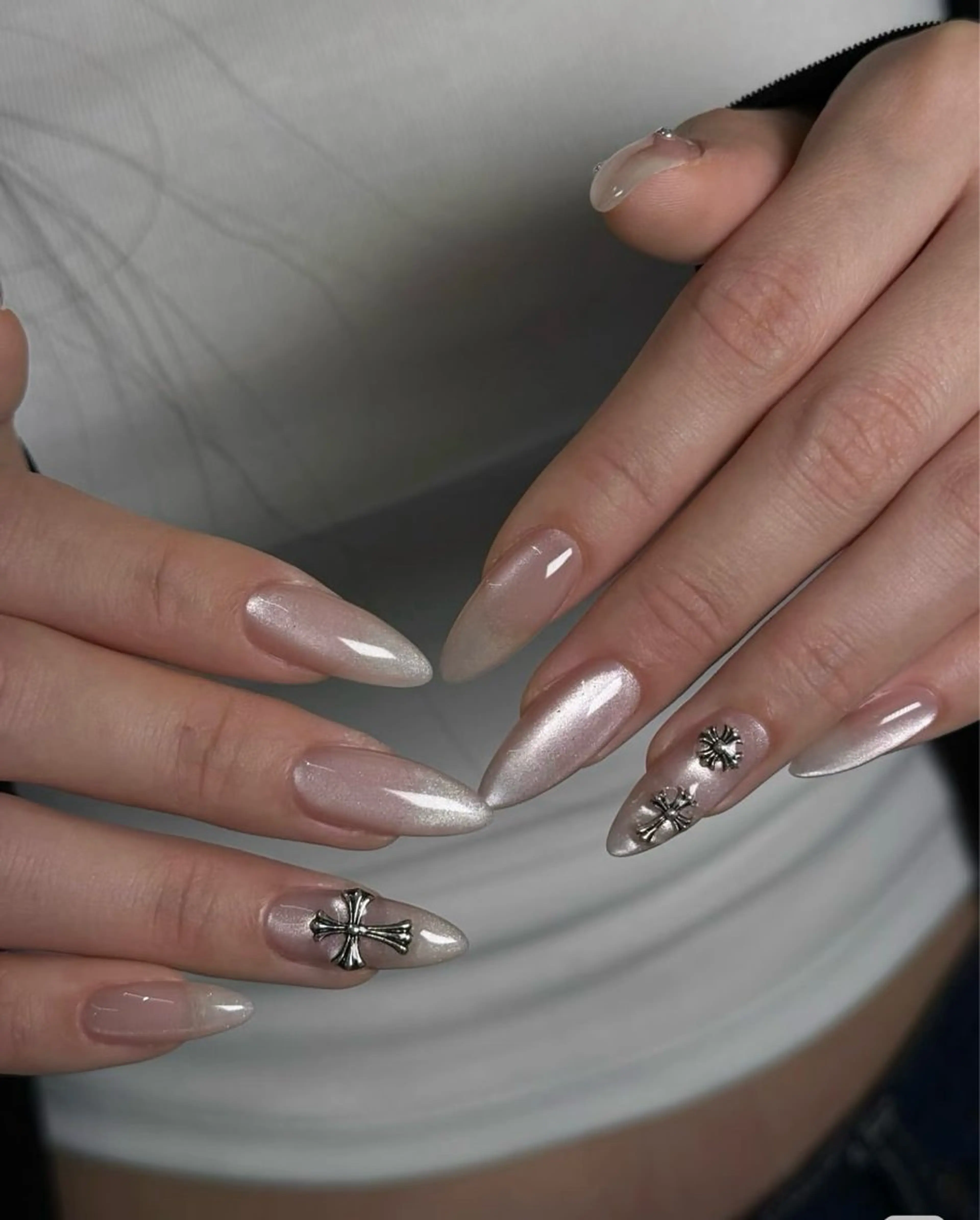 ネイル アートネイル フレンチネイル マグネットネイル ミラーネイル オフィスネイル ハンドネイル Blossom nail【ブラソンネイル】所属・Blossom nail_Yuniのネイルデザイン