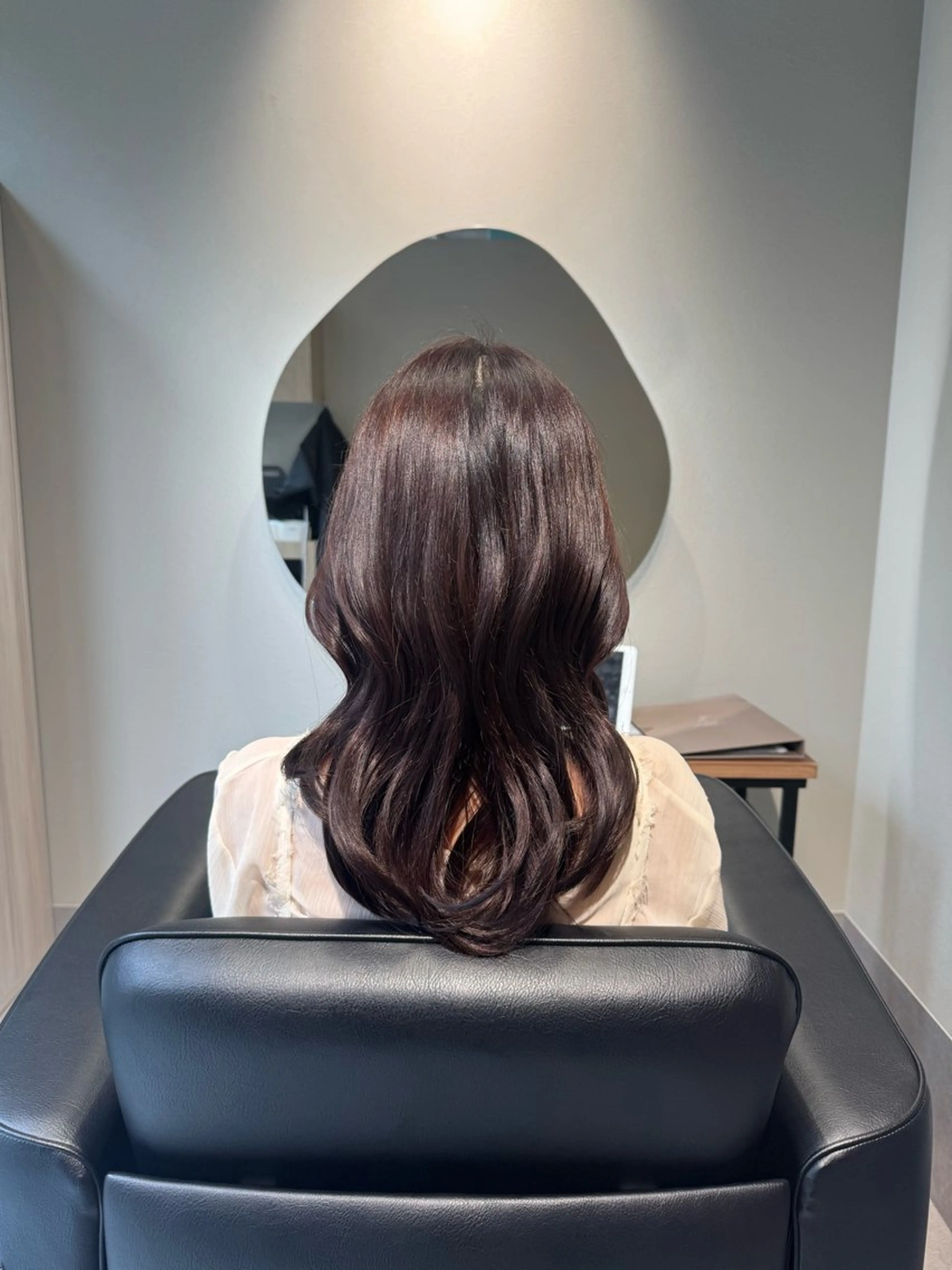 セミロング ピンクブラウン カット ヘアカラー トリートメント NAVY 橋本心 縮毛矯正のヘアスタイル