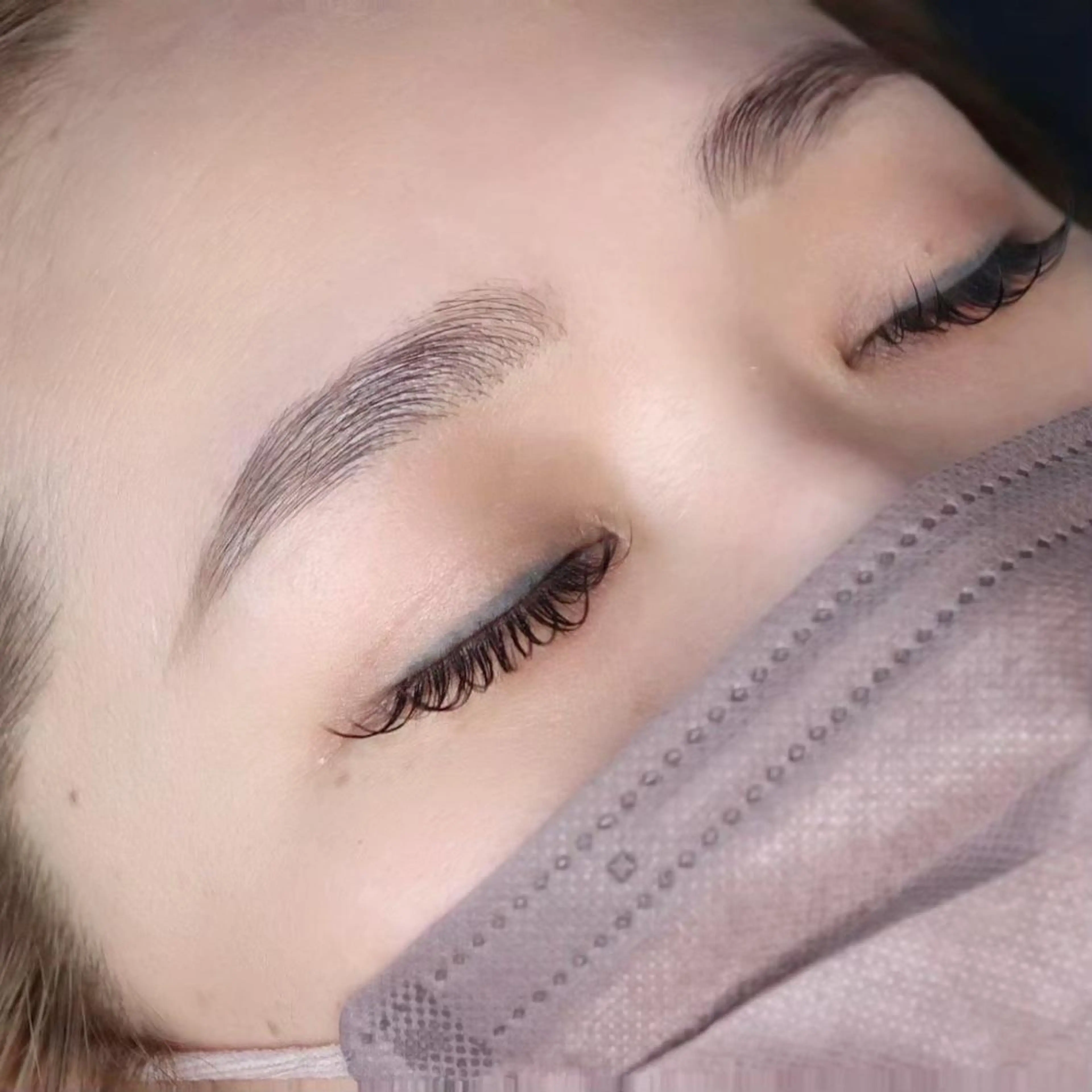 🎡ブロウスタイリング（wax脱毛＋カット）のみ🎡お仕上げ眉メイク込み♪の写真