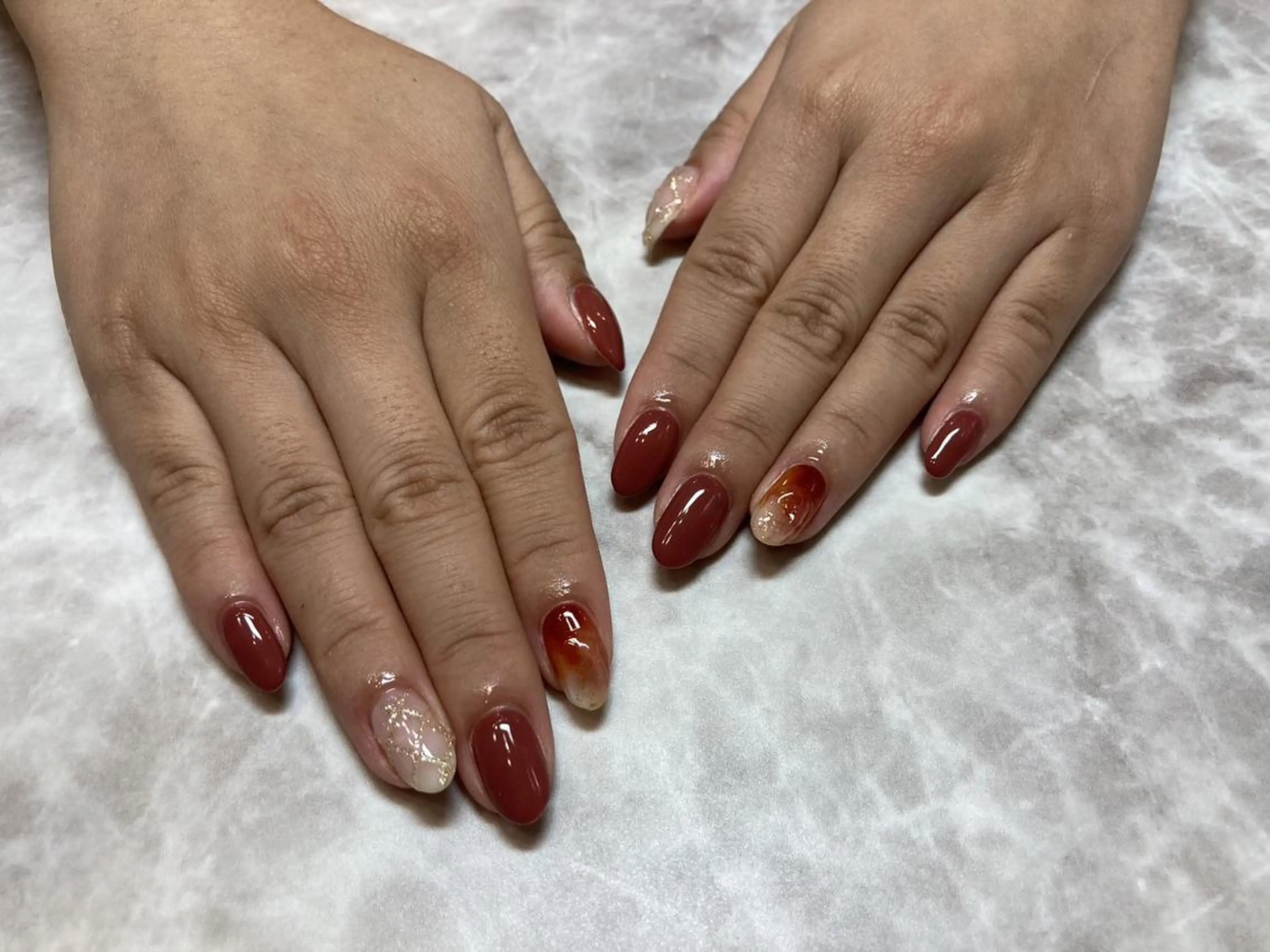 ネイル ネイルリボン 受付スタッフのネイルデザイン