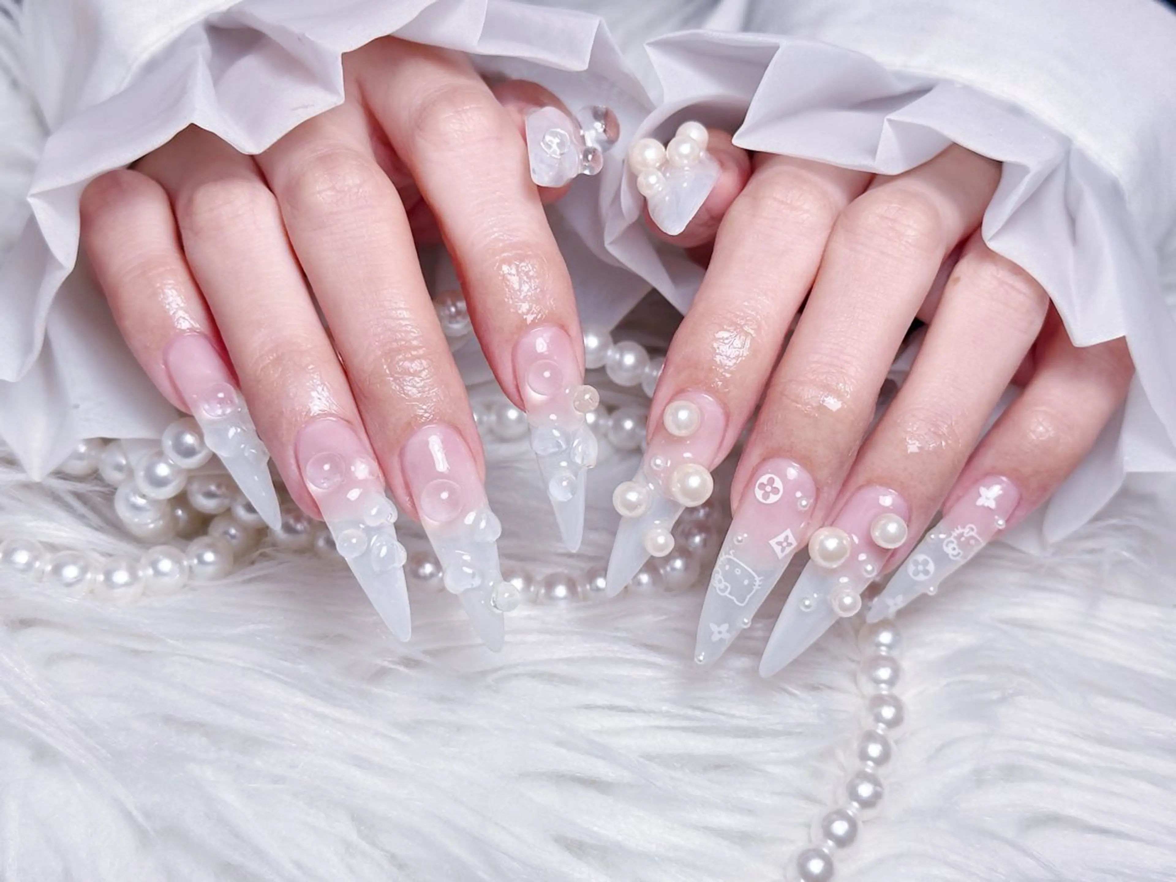 ネイル ☁️Minmin Tsuki💙🩵のネイルデザイン