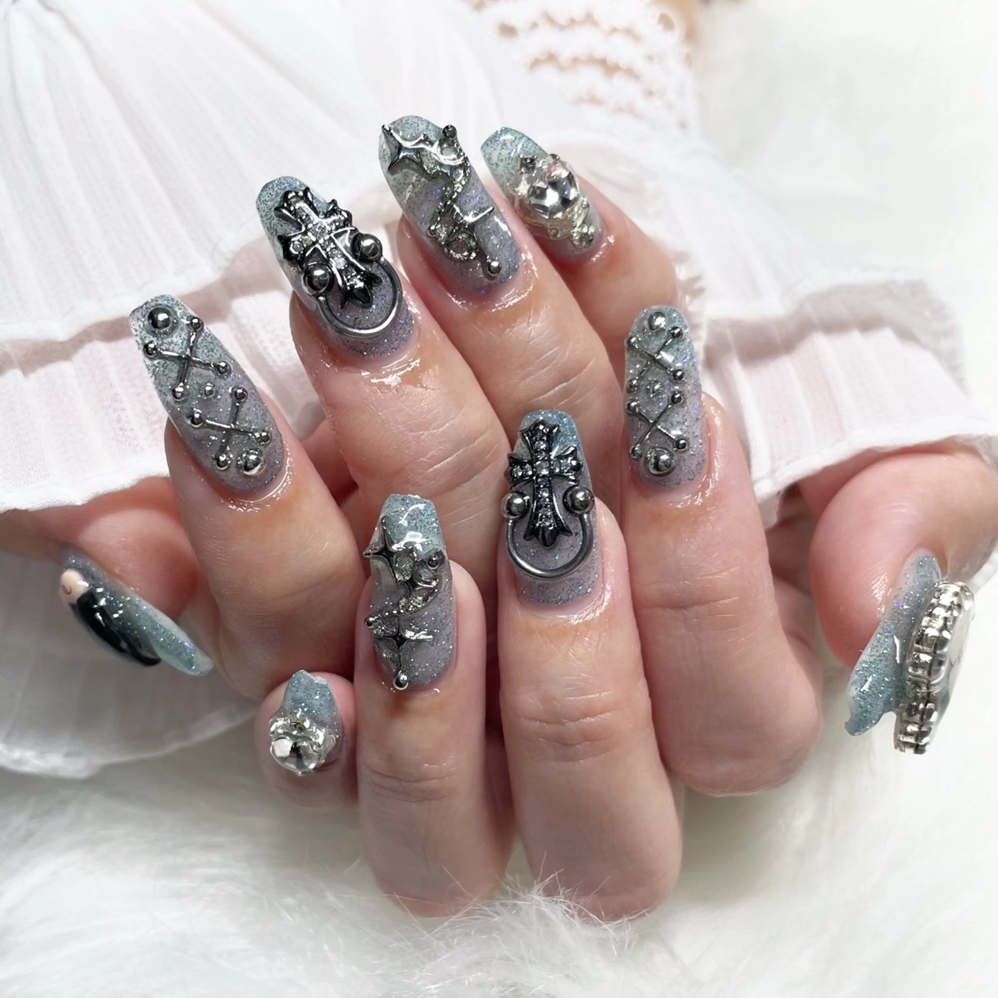 ネイル Viola. TOMOMIのネイルデザイン