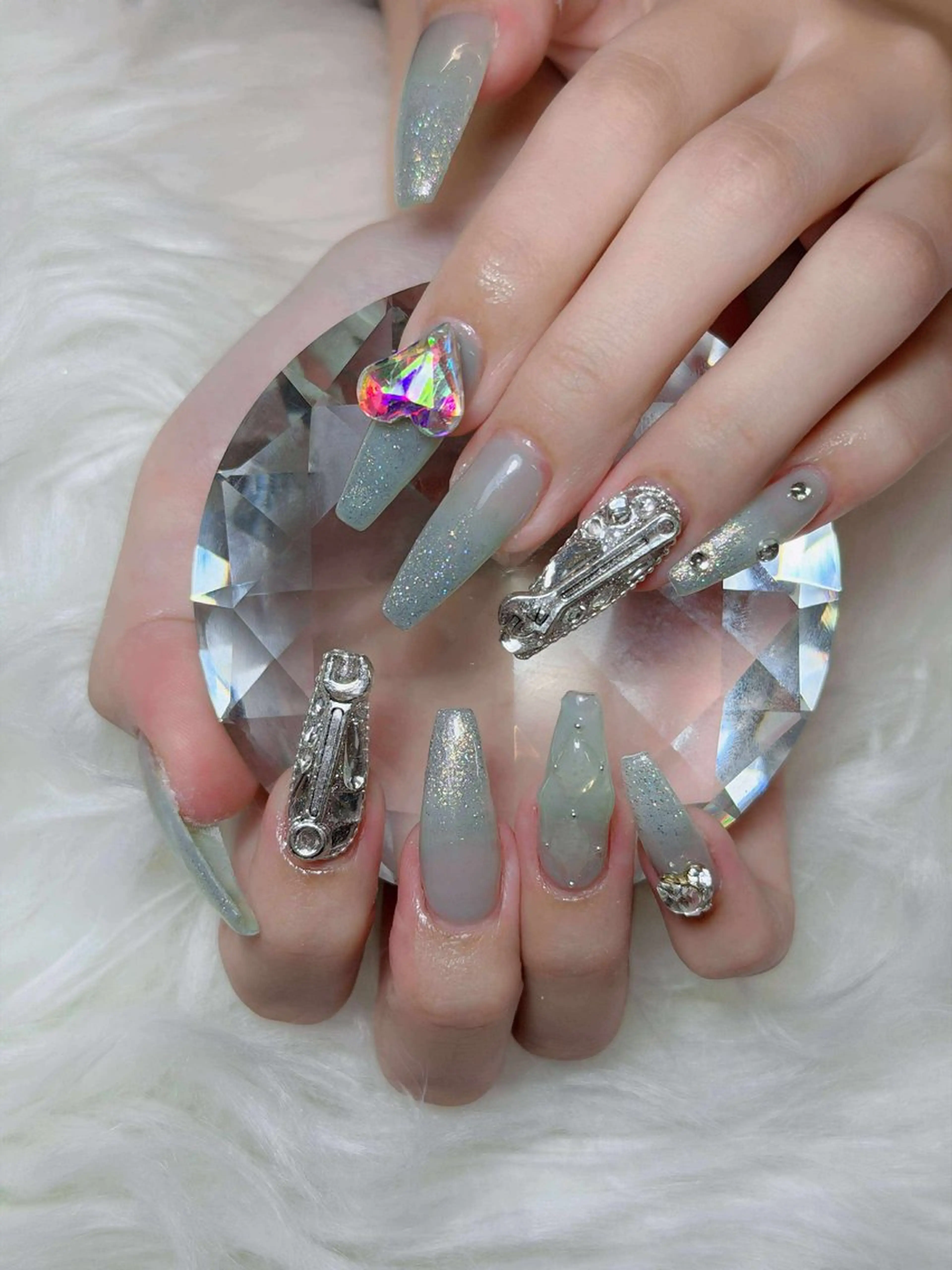 ネイル オーロラネイル チークネイル フットネイル フレンチネイル ハロウィン ハンドネイル Lumi Nail 新大久保3‘のネイルデザイン