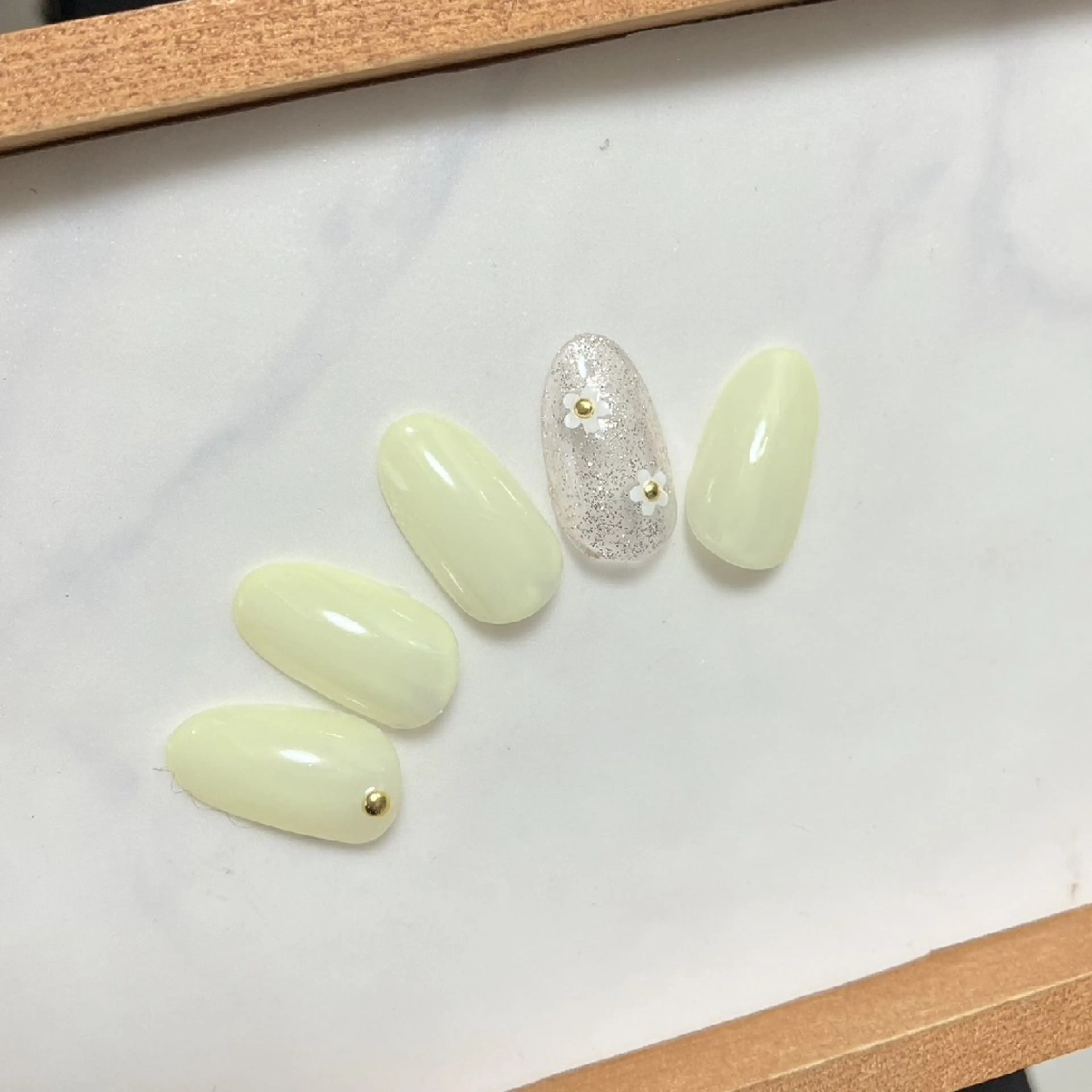 ネイル 春ネイル ハンドネイル KaNa Nailのネイルデザイン