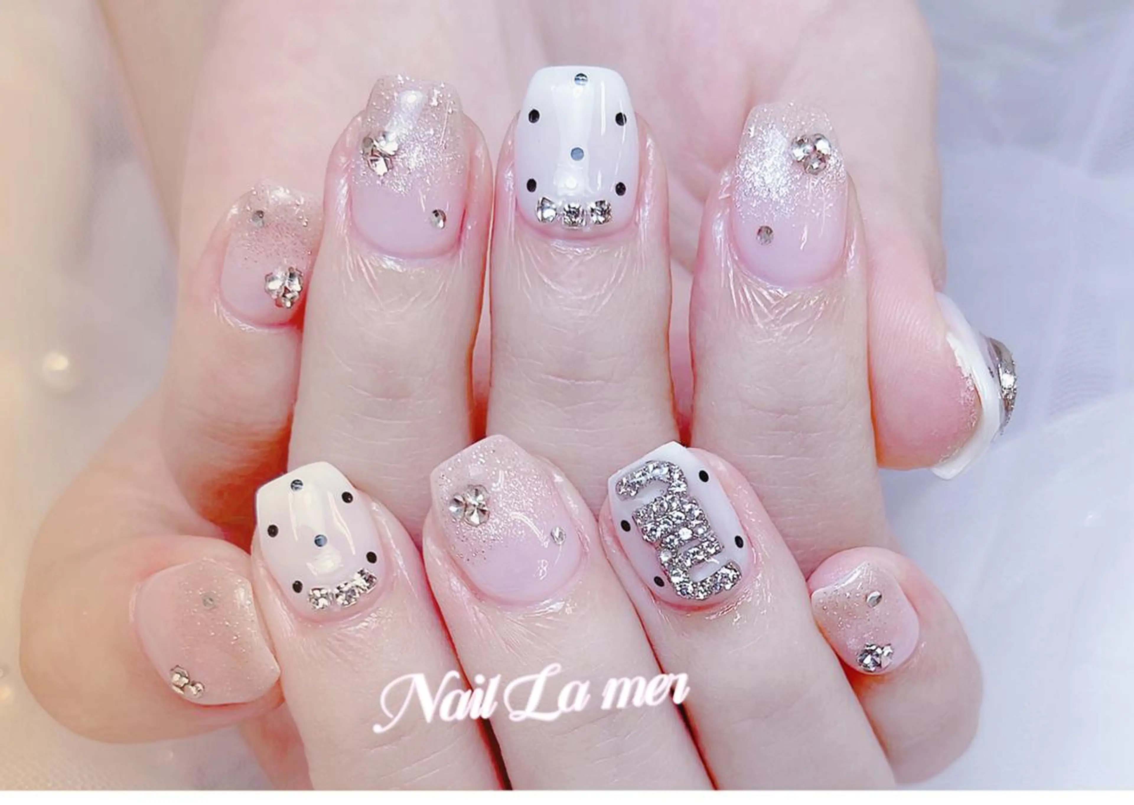 ネイル ✨荒木 🌙のネイルデザイン