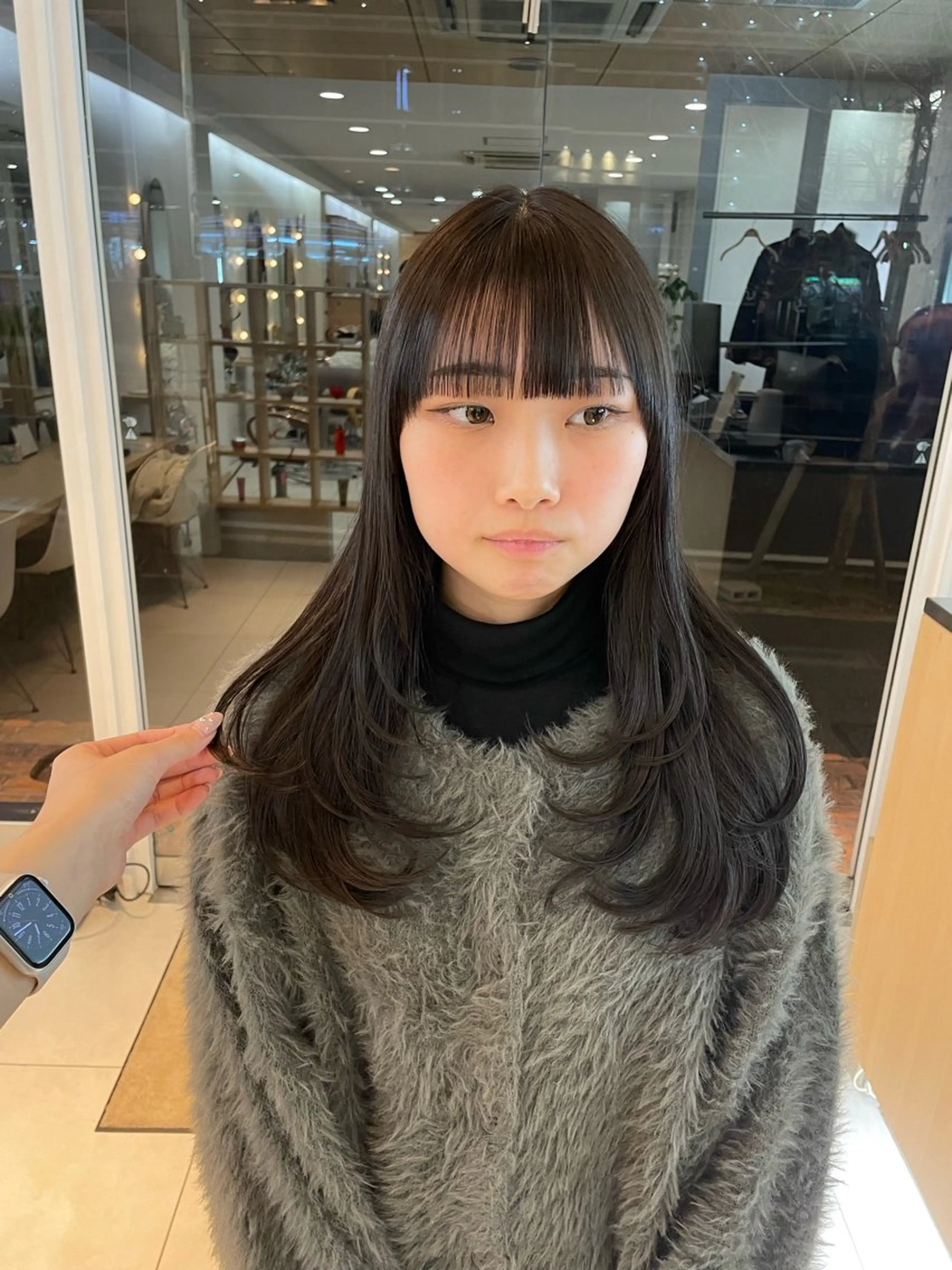 ロング 顔まわりレイヤー 姫カット 韓国風ヘア レイヤーカット ロング nuu 栄所属・🧸SAKI🎀 韓国レイヤーのヘアスタイル