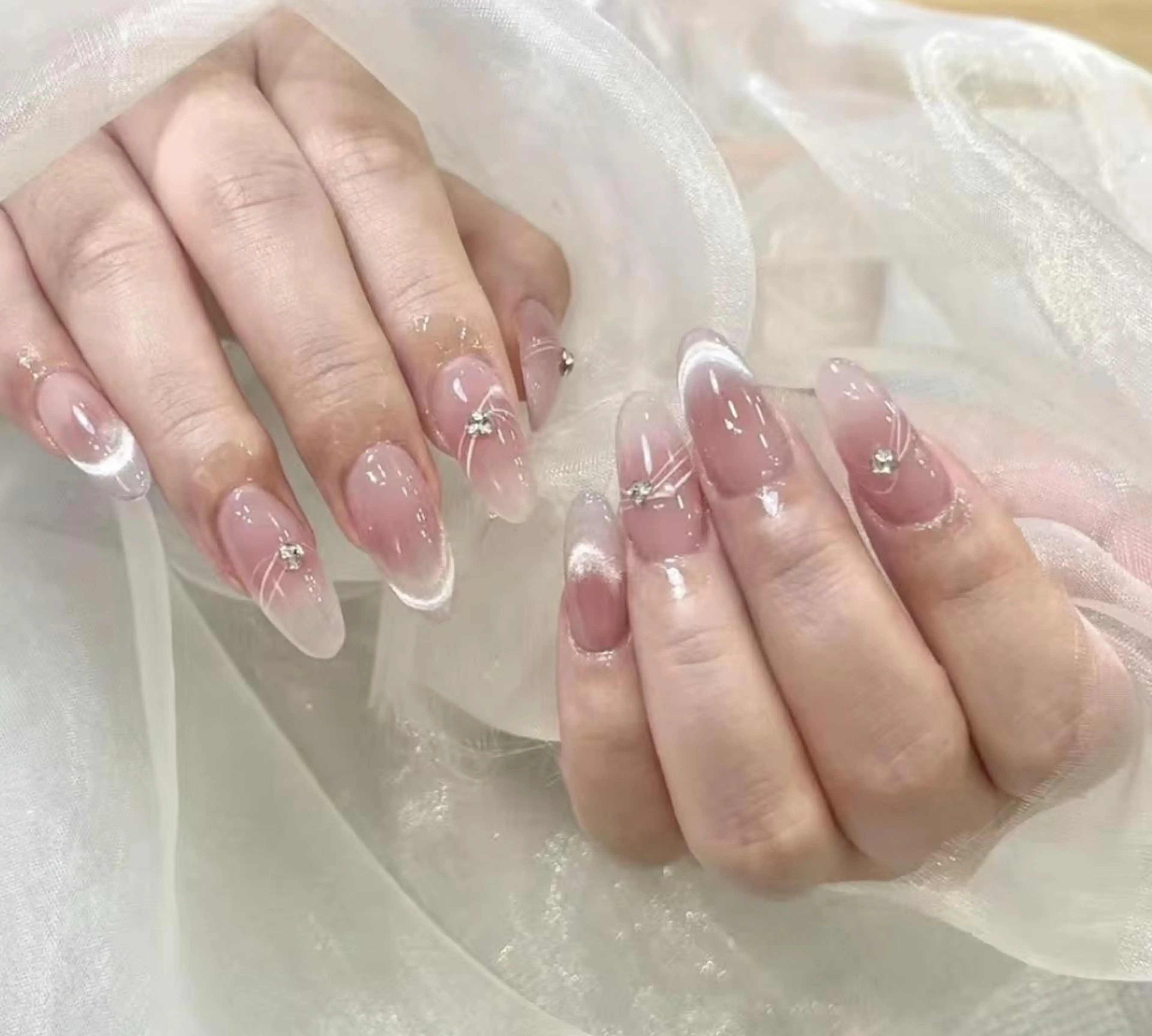 ネイル ハンドネイル 🎀 Ayaka_nailのネイルデザイン