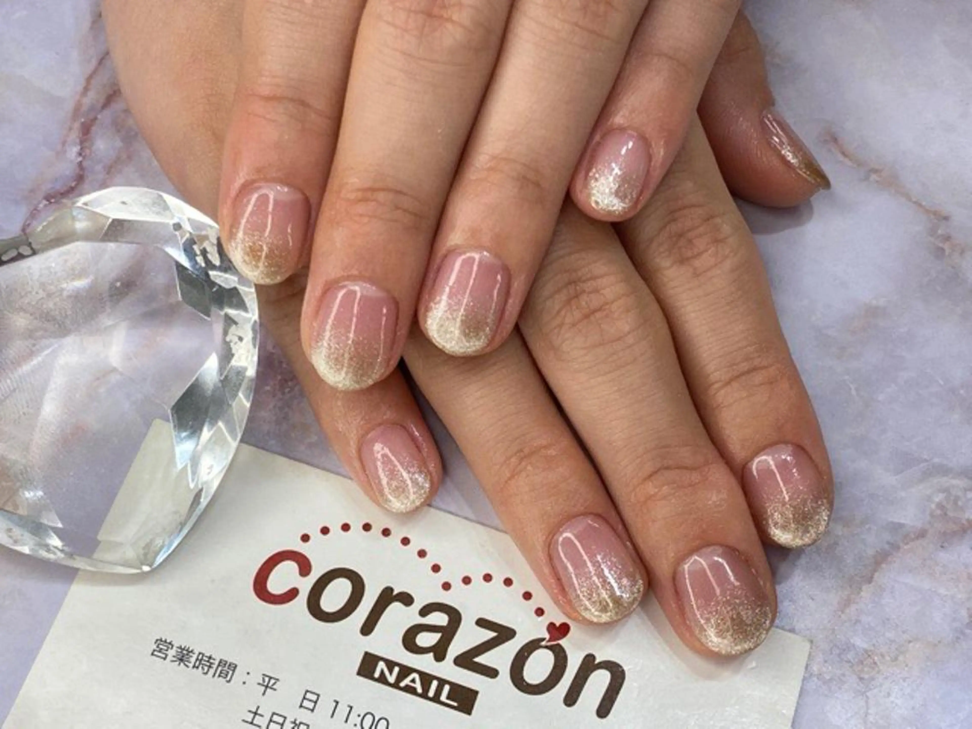 ネイル ジェルネイル グラデーション マグネットネイル ハンドネイル corazon所属・ネイリスト aicoのネイルデザイン