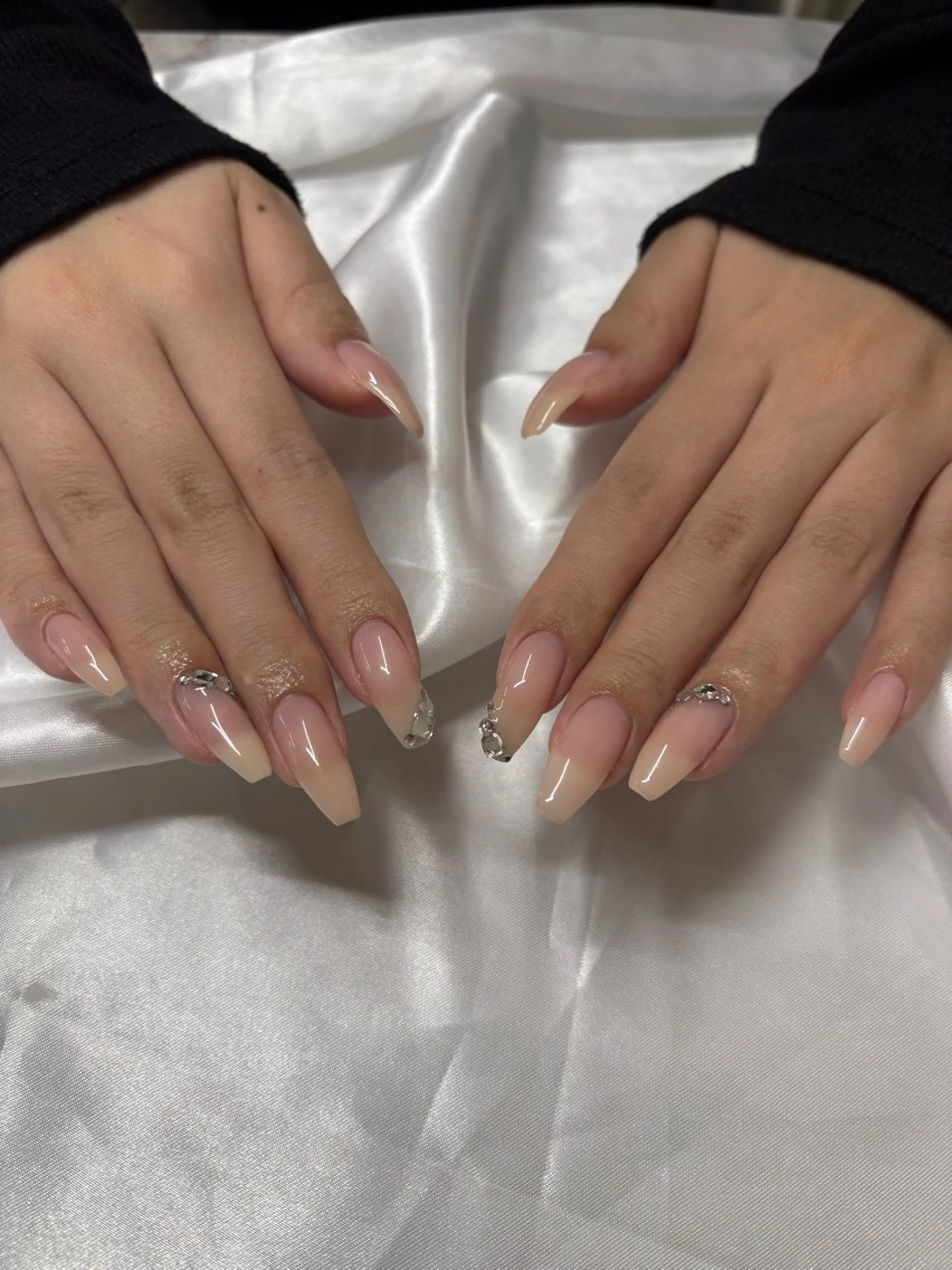 セミロング REY名古屋店所属・REY名古屋店 MOEKAのネイルデザイン