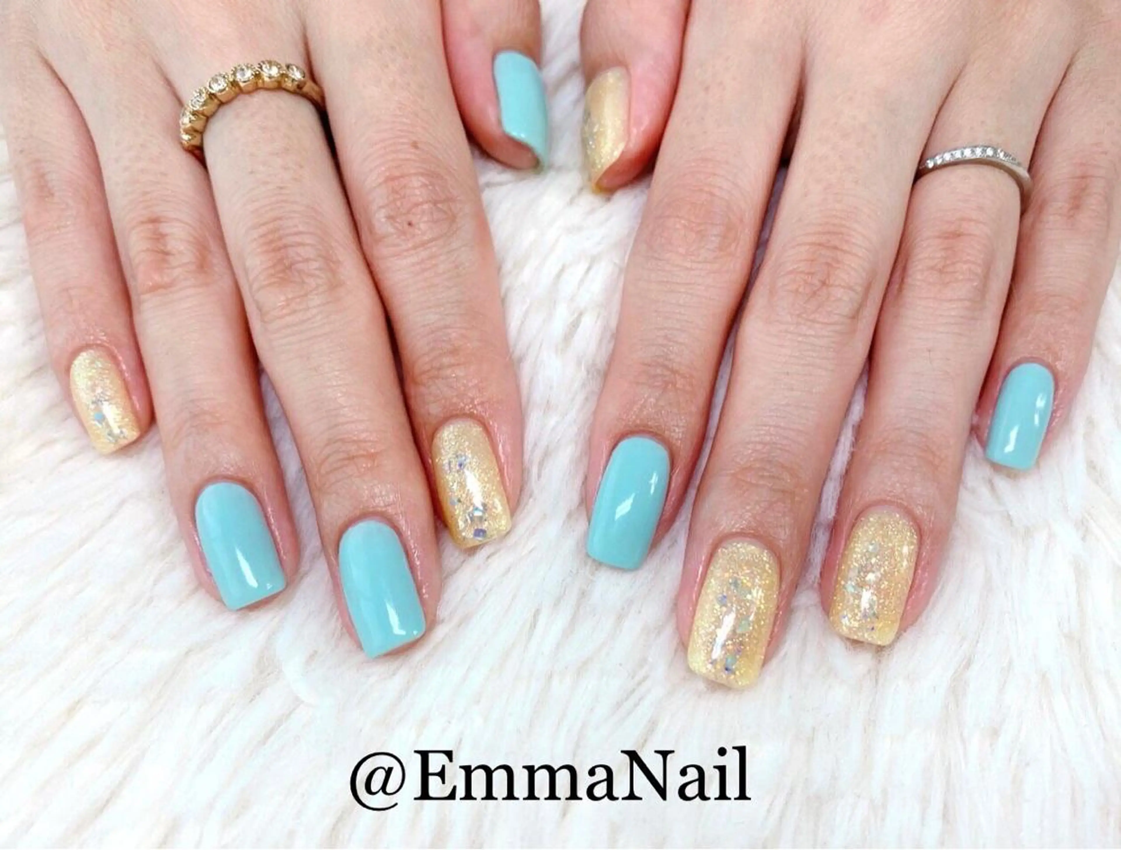 ネイル ワンカラーネイル 夏ネイル ハンドネイル salon EM&A emiのネイルデザイン