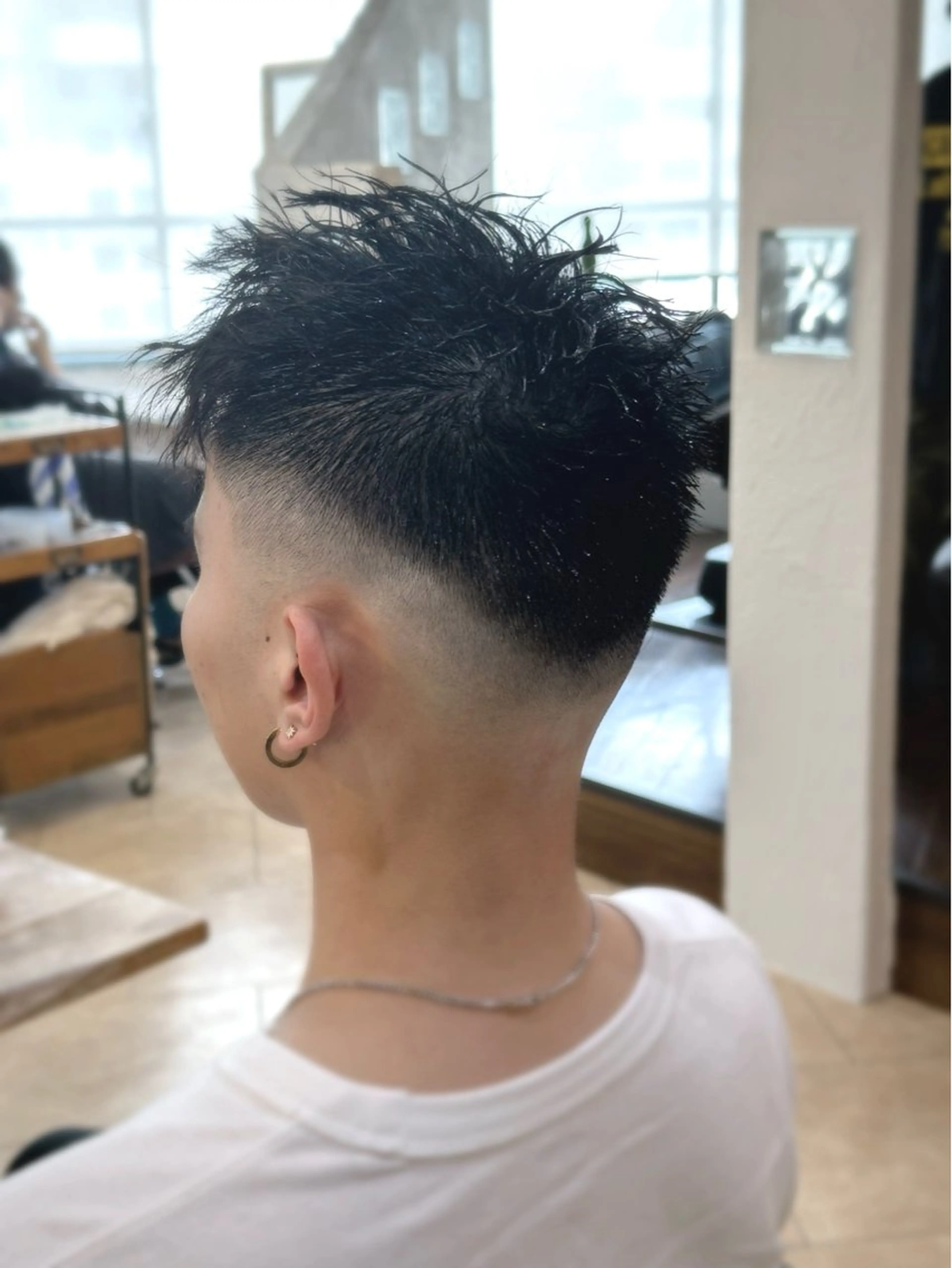 ショート メンズ スパイキー/ ピンパーマ/緑川雄也のヘアスタイル