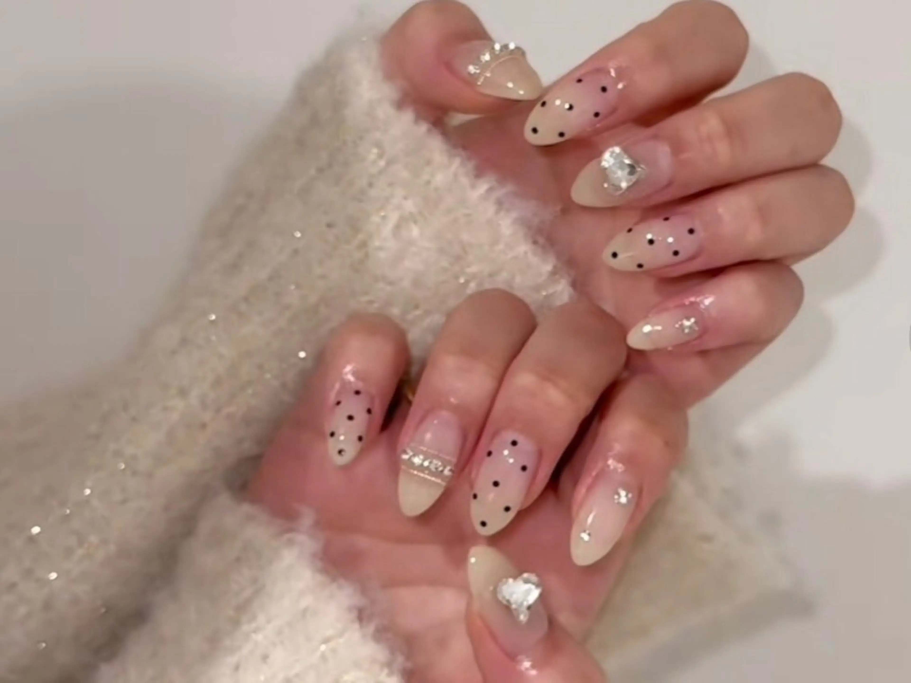 ネイル ハンドネイル Kari ネイルサロンのネイルデザイン