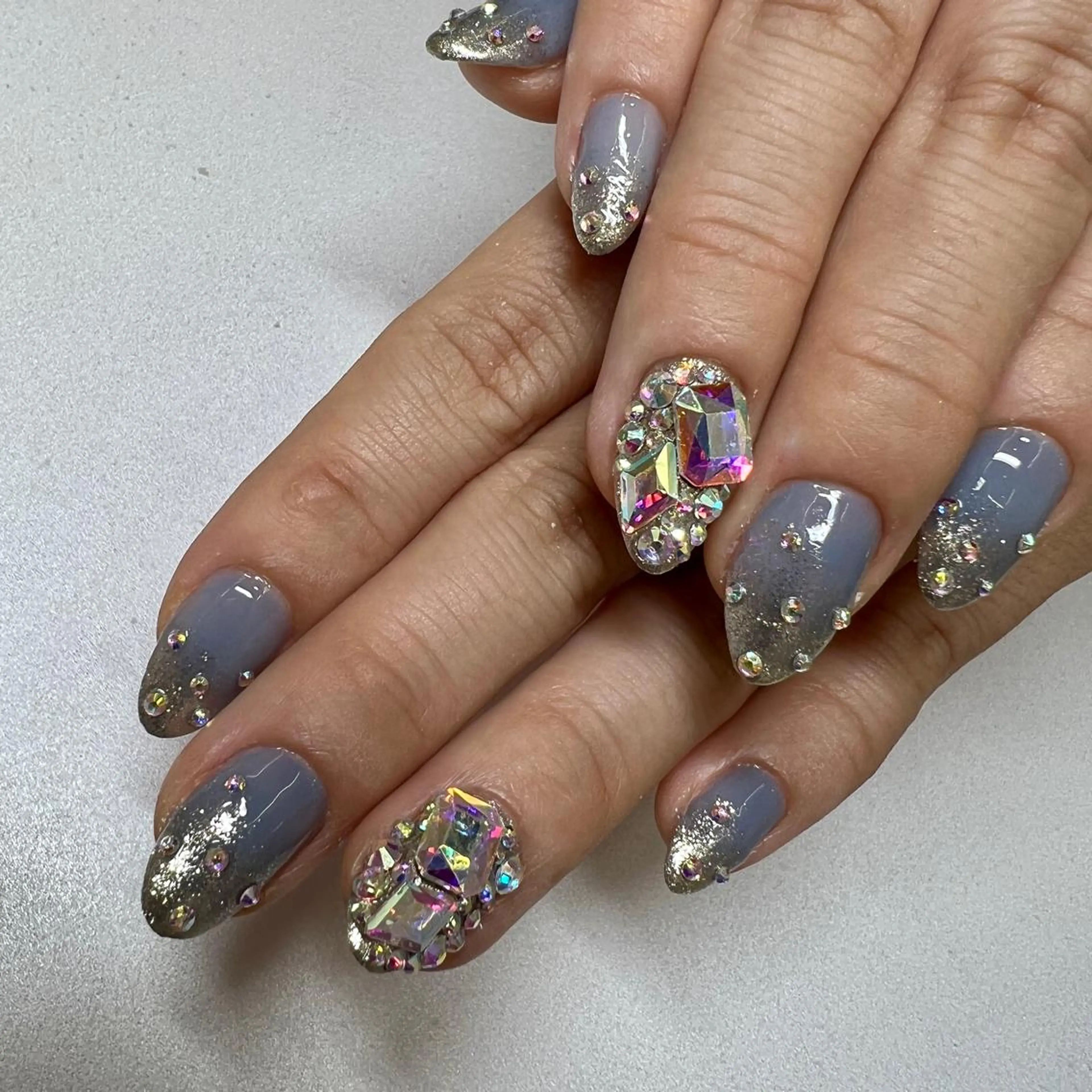 ネイル nail Eclat所属・志賀野 美喜のネイルデザイン