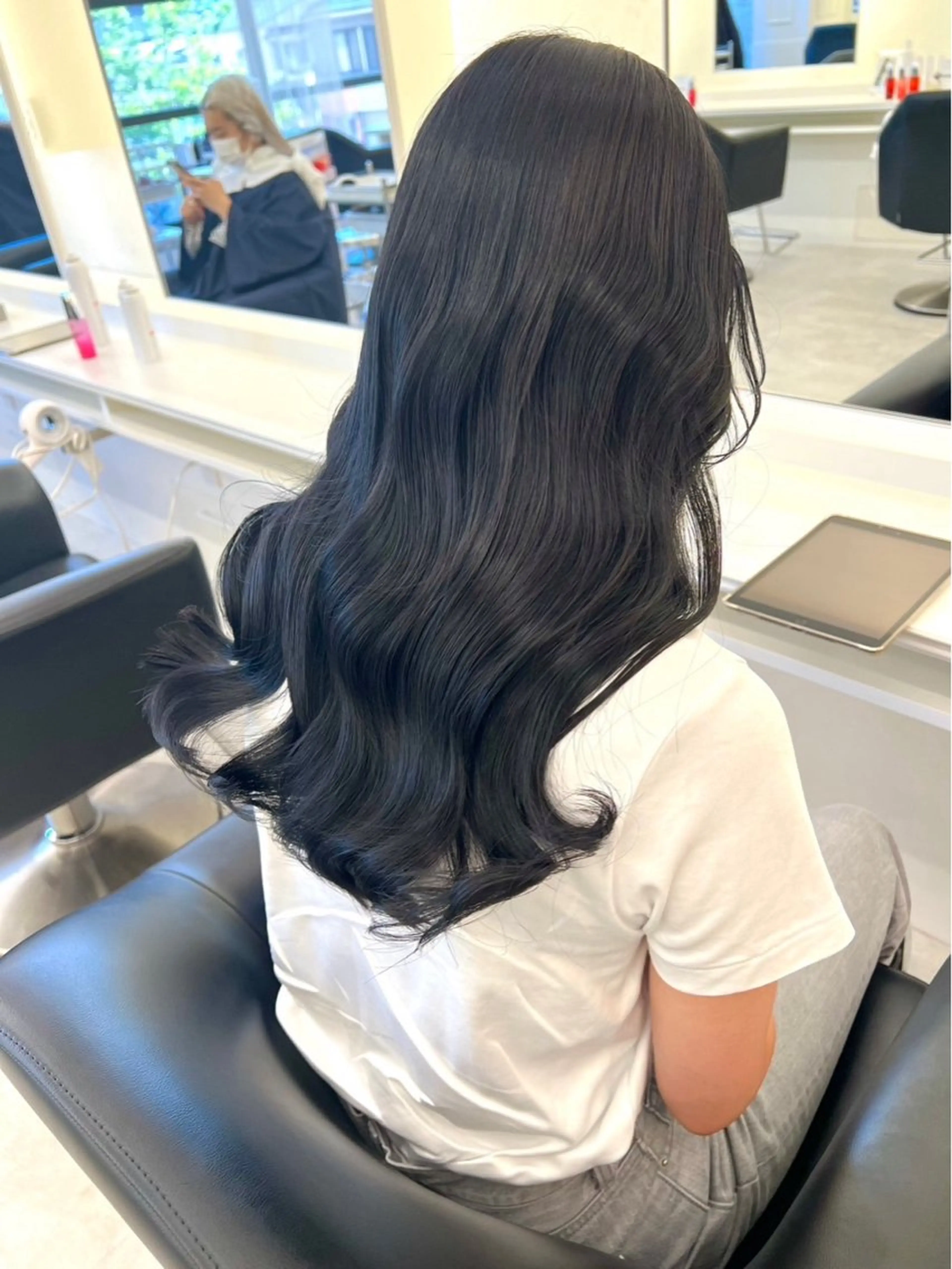 セミロング カラー ヘアカラー ParveMix 楠本結菜のヘアスタイル