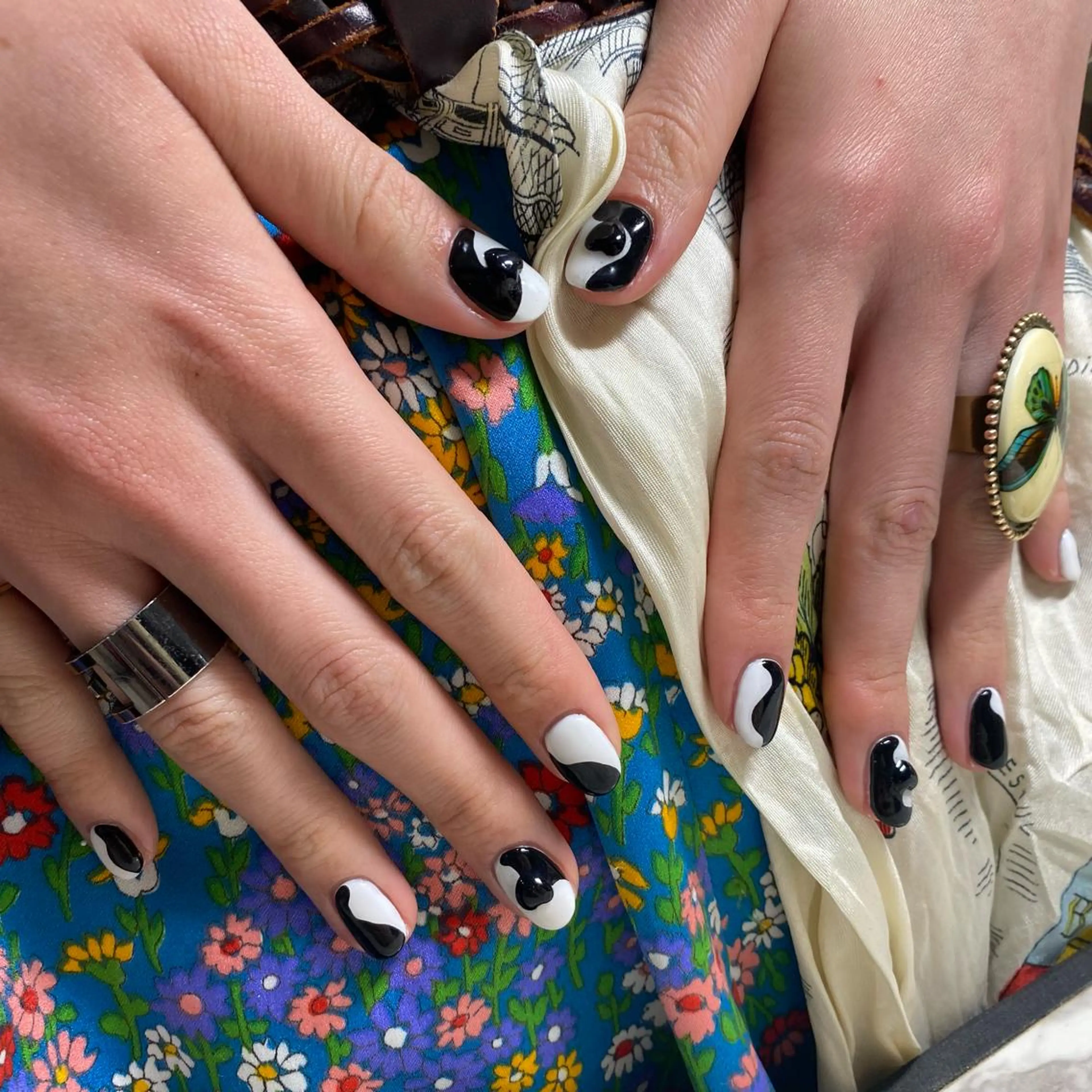 カラー quro.n所属・quron nail [yui]のネイルデザイン