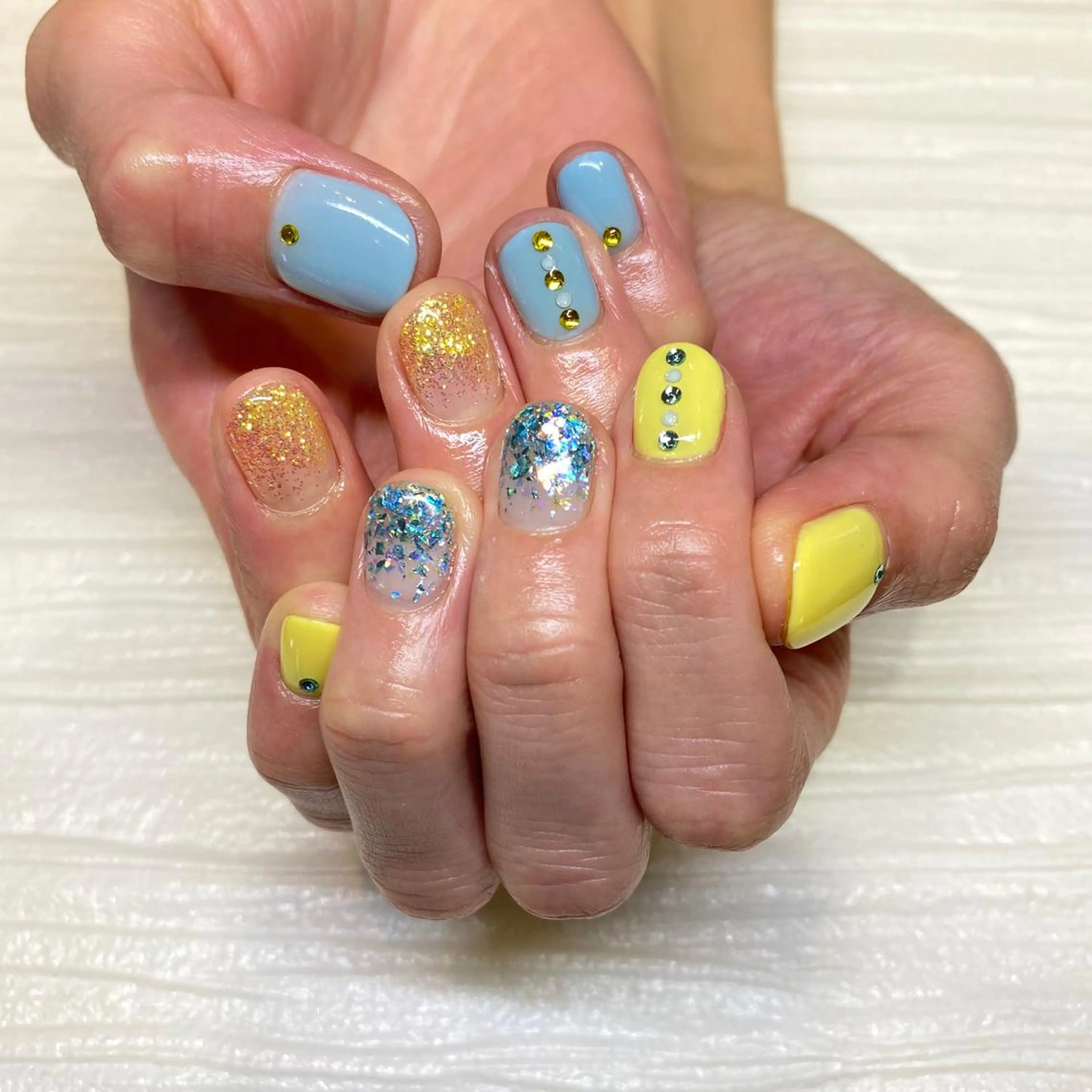 ネイル ハンドネイル 脇坂 千晶のネイルデザイン