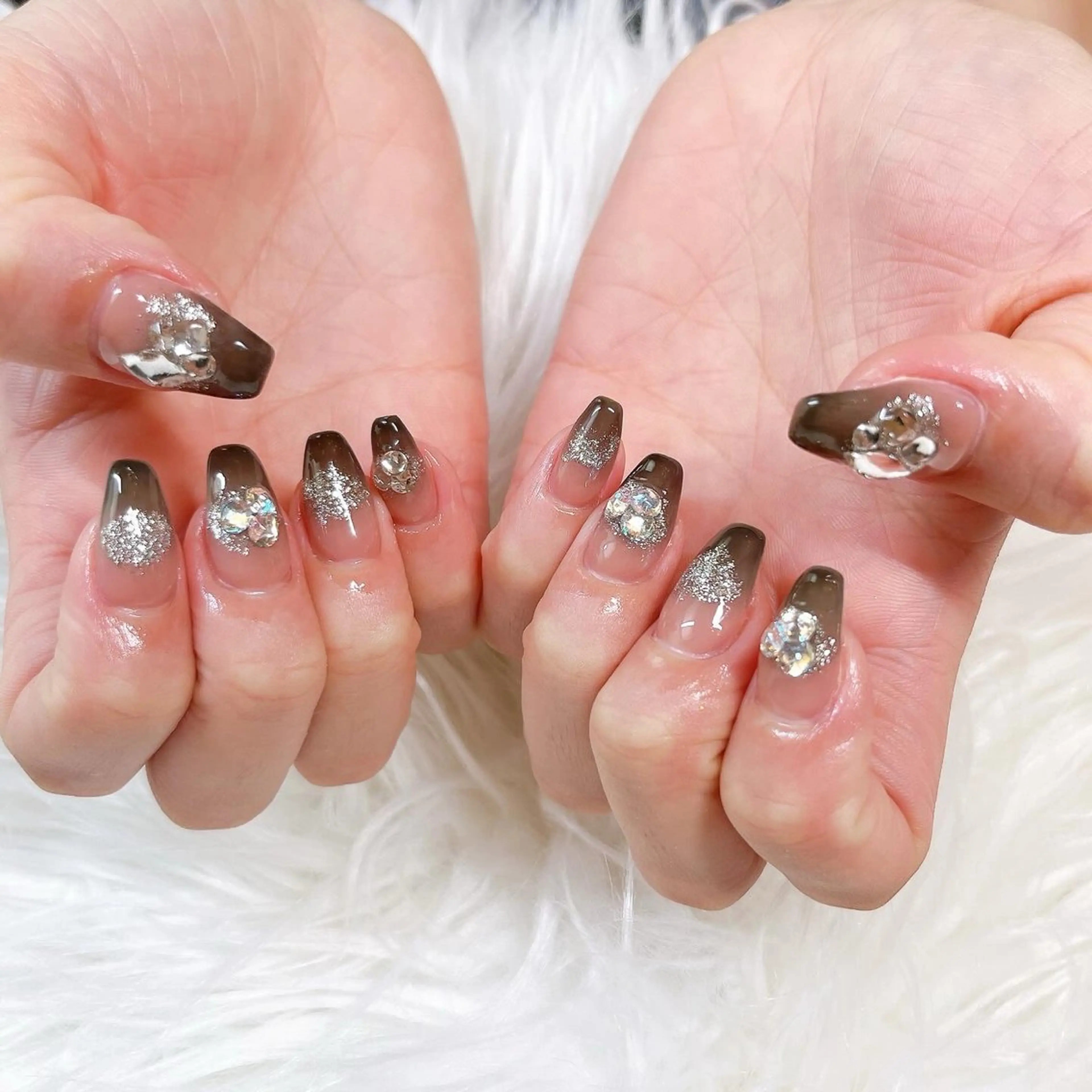 ネイル ハンドネイル 根津 綾子のネイルデザイン