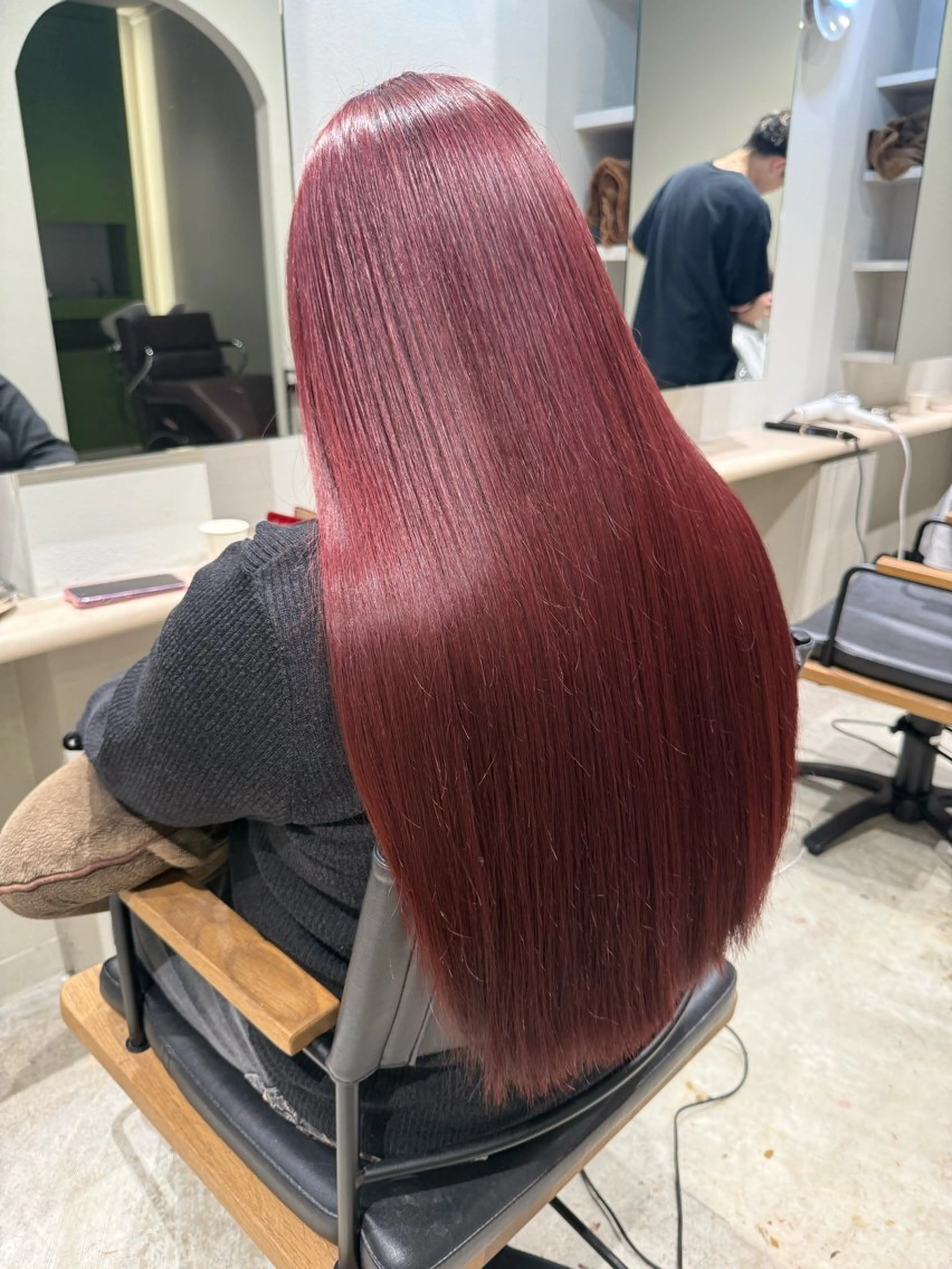 ロング カラー ブリーチ ボルドーカラー ヘアカラー ダイヤモンドリリーキートス所属・ひめな /透明感カラー/一宮のヘアスタイル