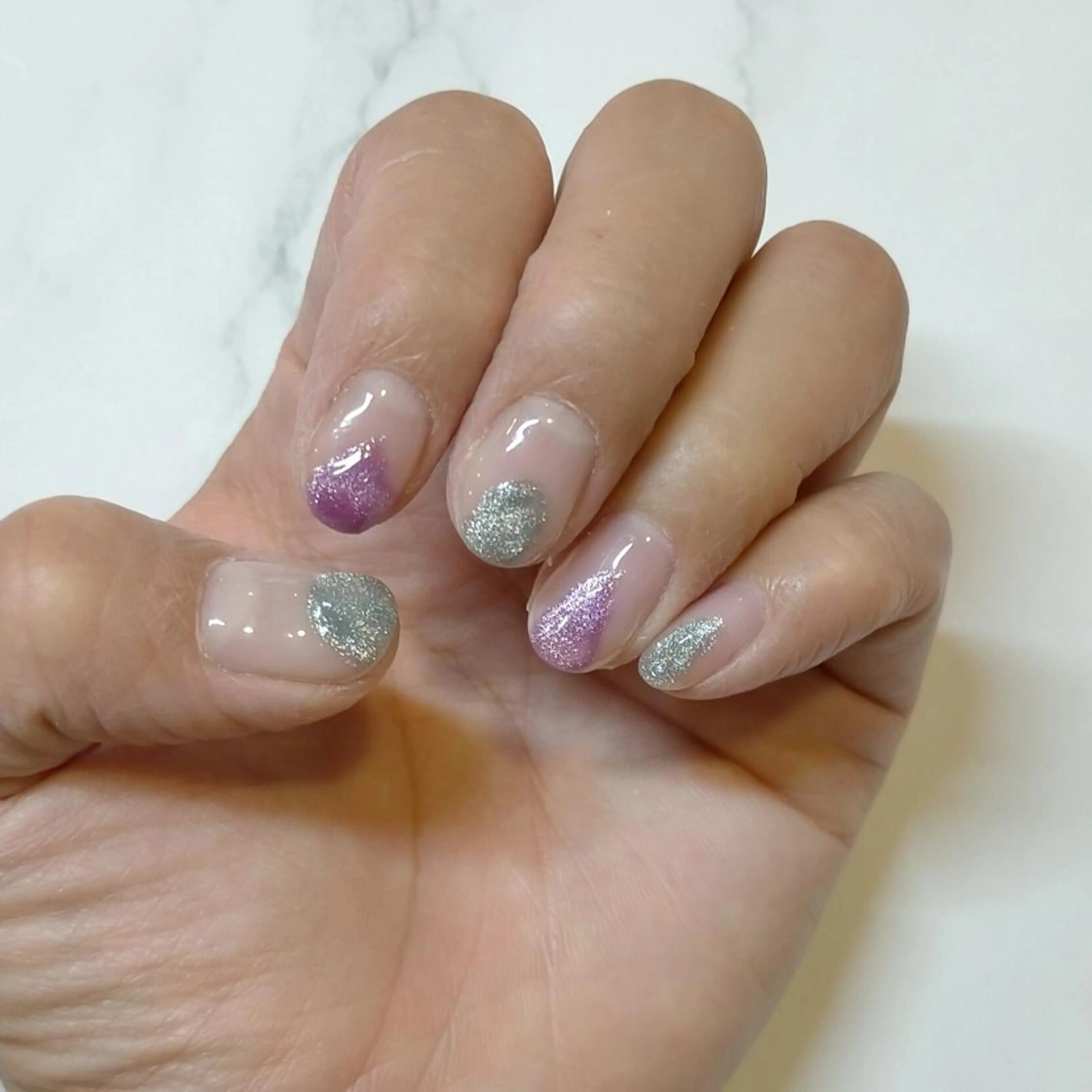 ネイル 吉澤 友恵のネイルデザイン