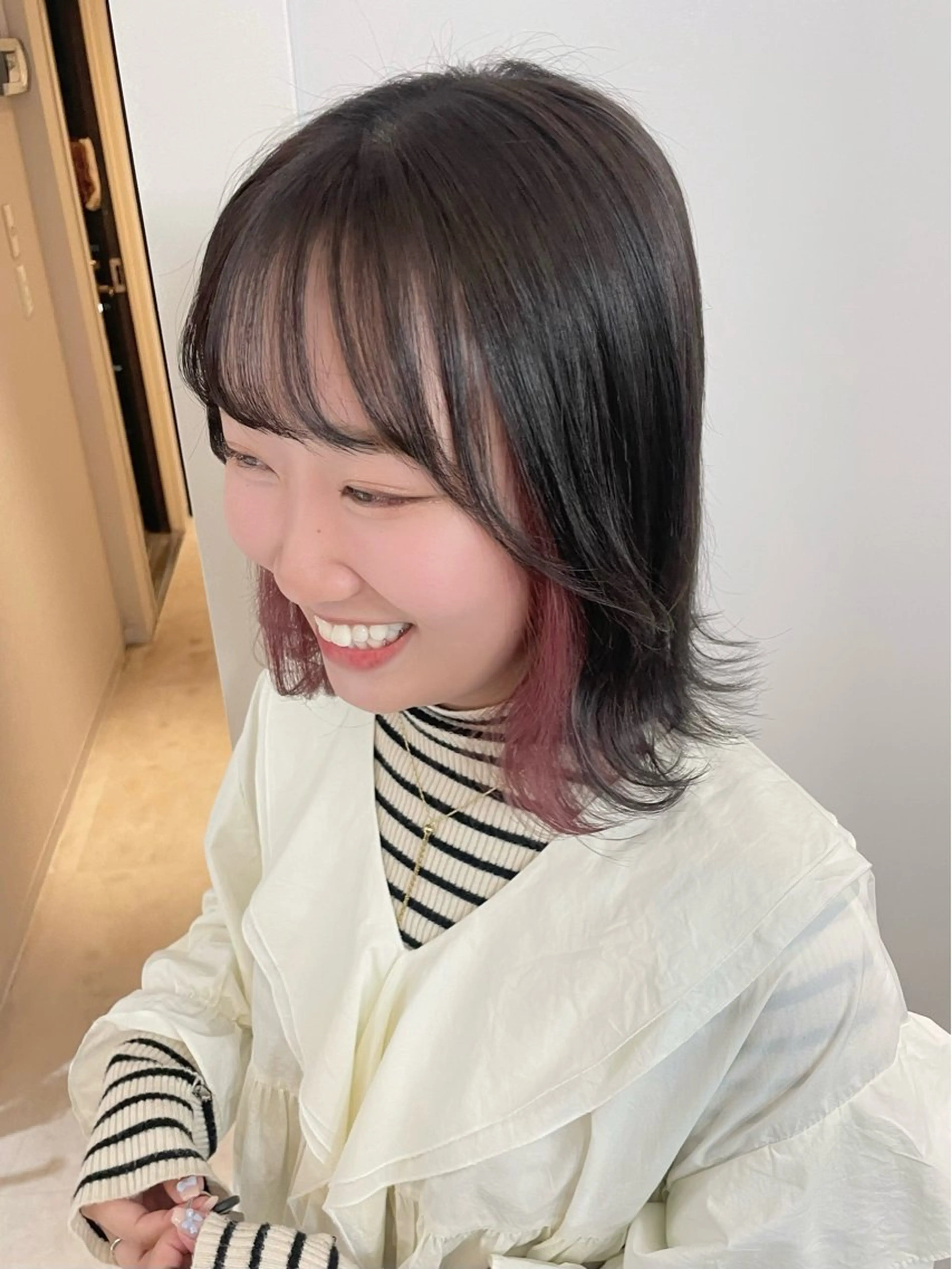 ミディアム カラー カット ヘアカラー トリートメント ayano / 透明感・くすみカラーのヘアスタイル