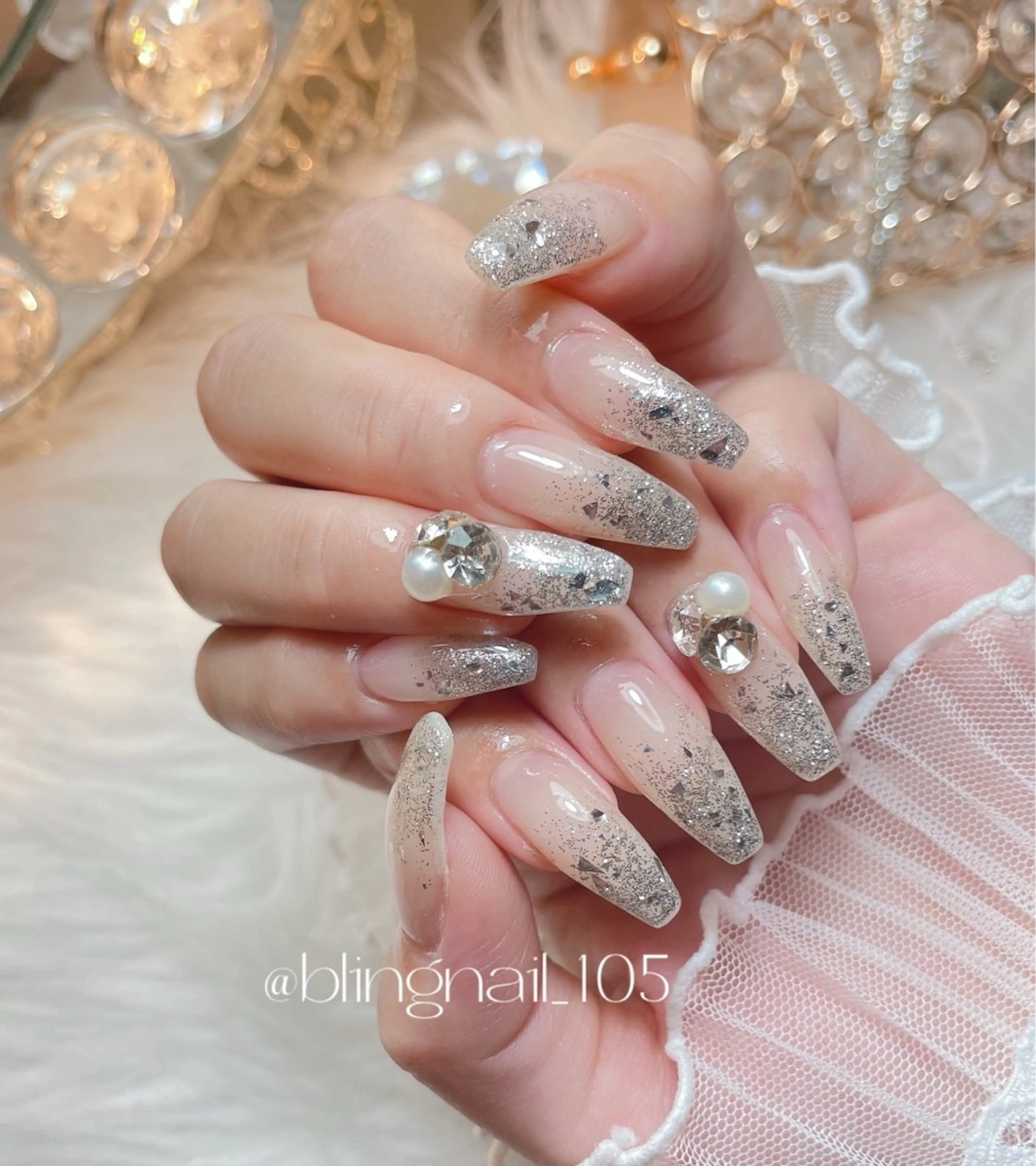 ネイル 23時まで❤︎韓国、 ワンホンネイルのネイルデザイン