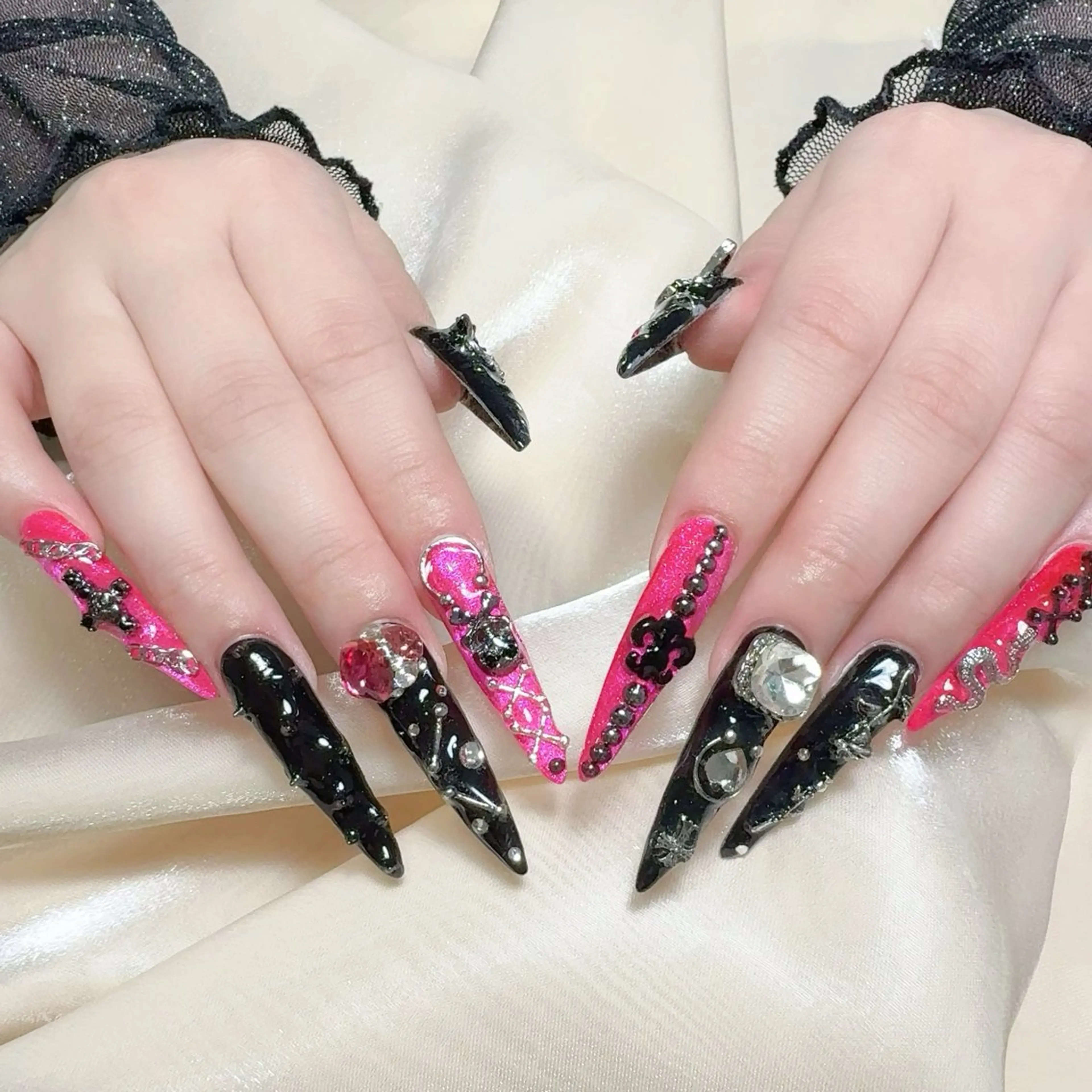 メンズ ネイル メンズ韓国風 アートネイル オーロラネイル ガーリー キラキラネイル ハンドネイル Nail salon 木にいるのネイルデザイン