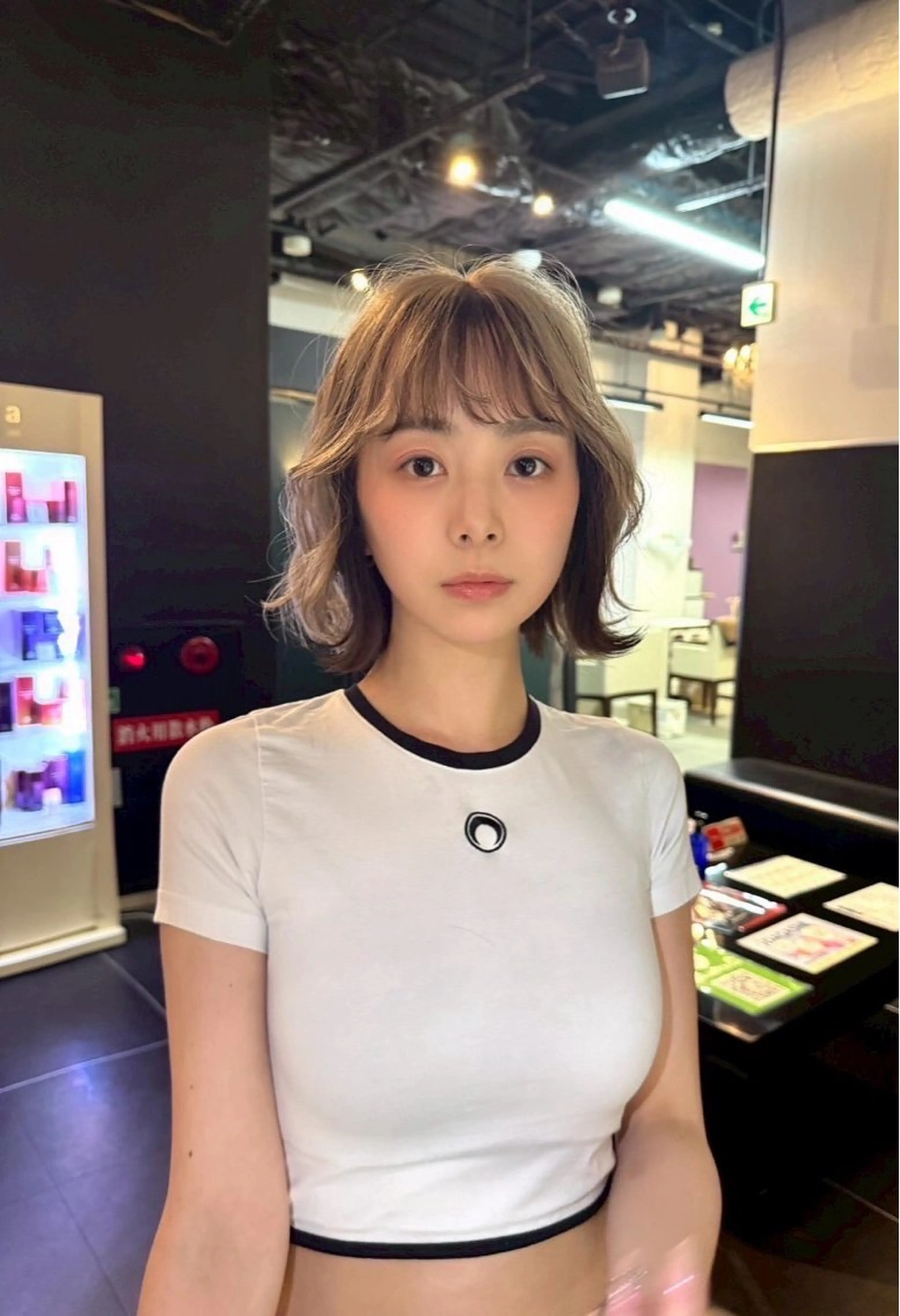 ミディアム ヘアカラー 渡邊 直輝のヘアスタイル