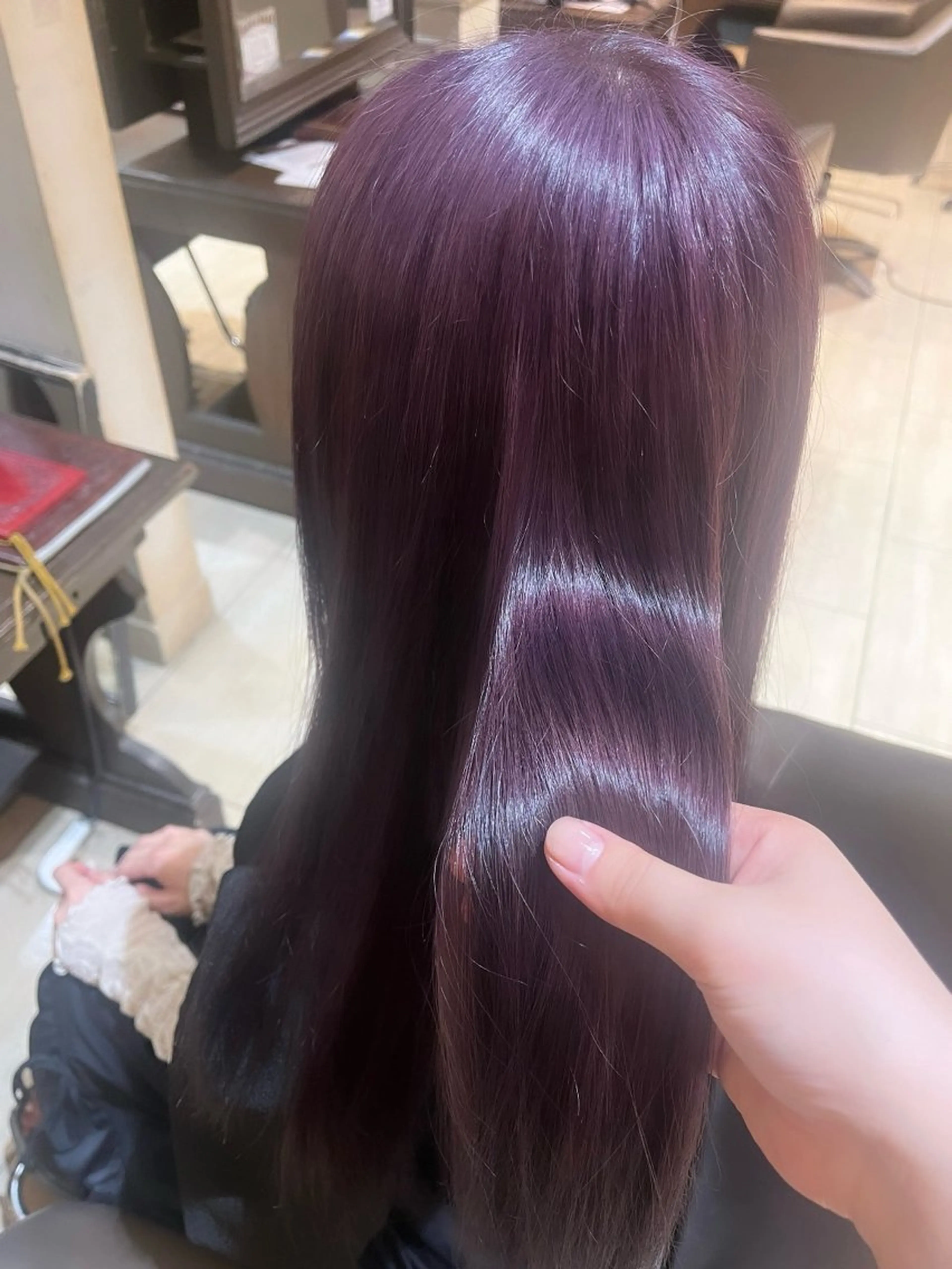 ロング カラー ラベンダーカラー ラベンダーピンク ピンクカラー 鈴木 杏那のヘアスタイル