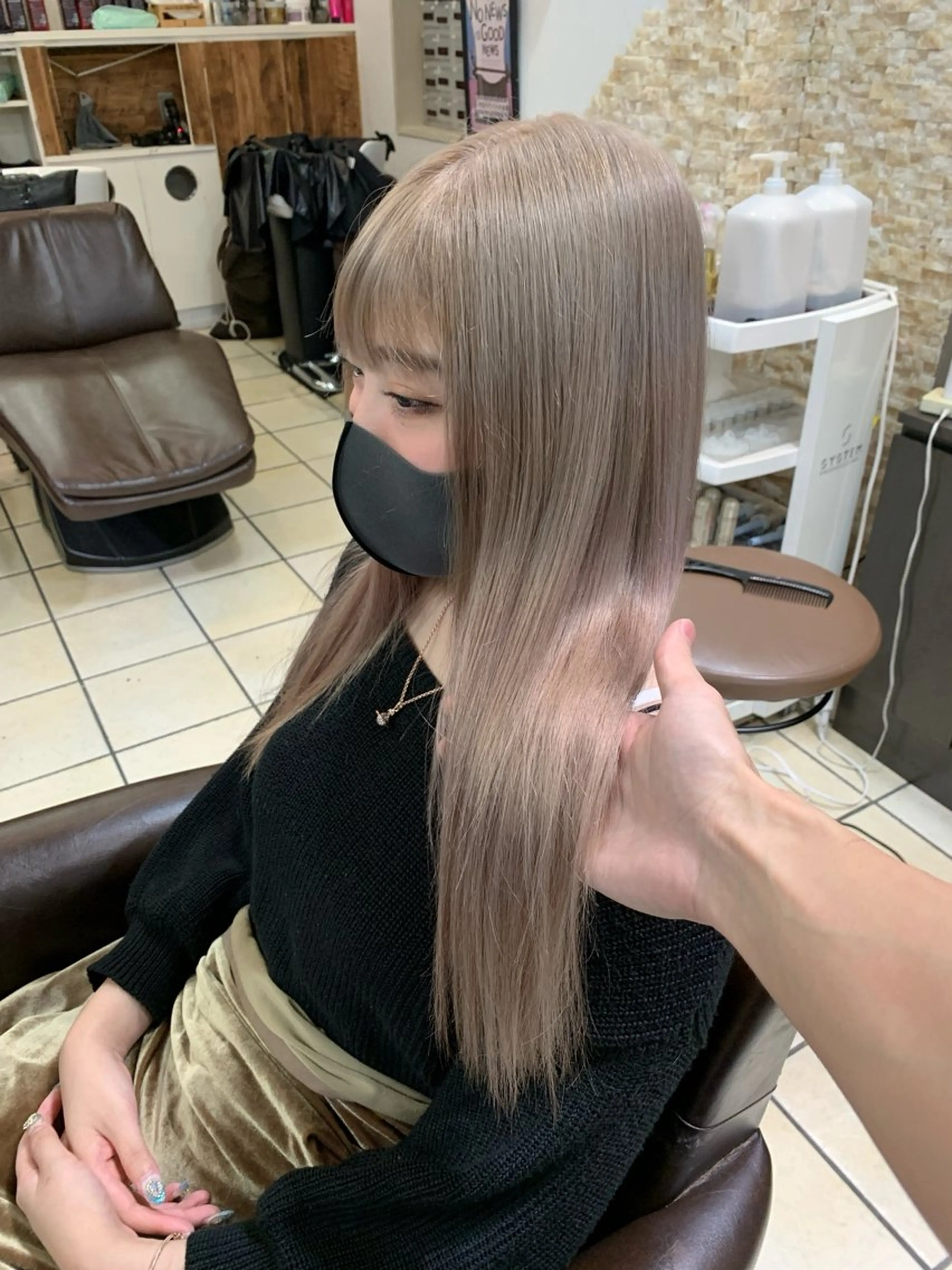 🌈人気No.2🌈ケアブリーチ＋カラー＋クイックトリートメントの写真