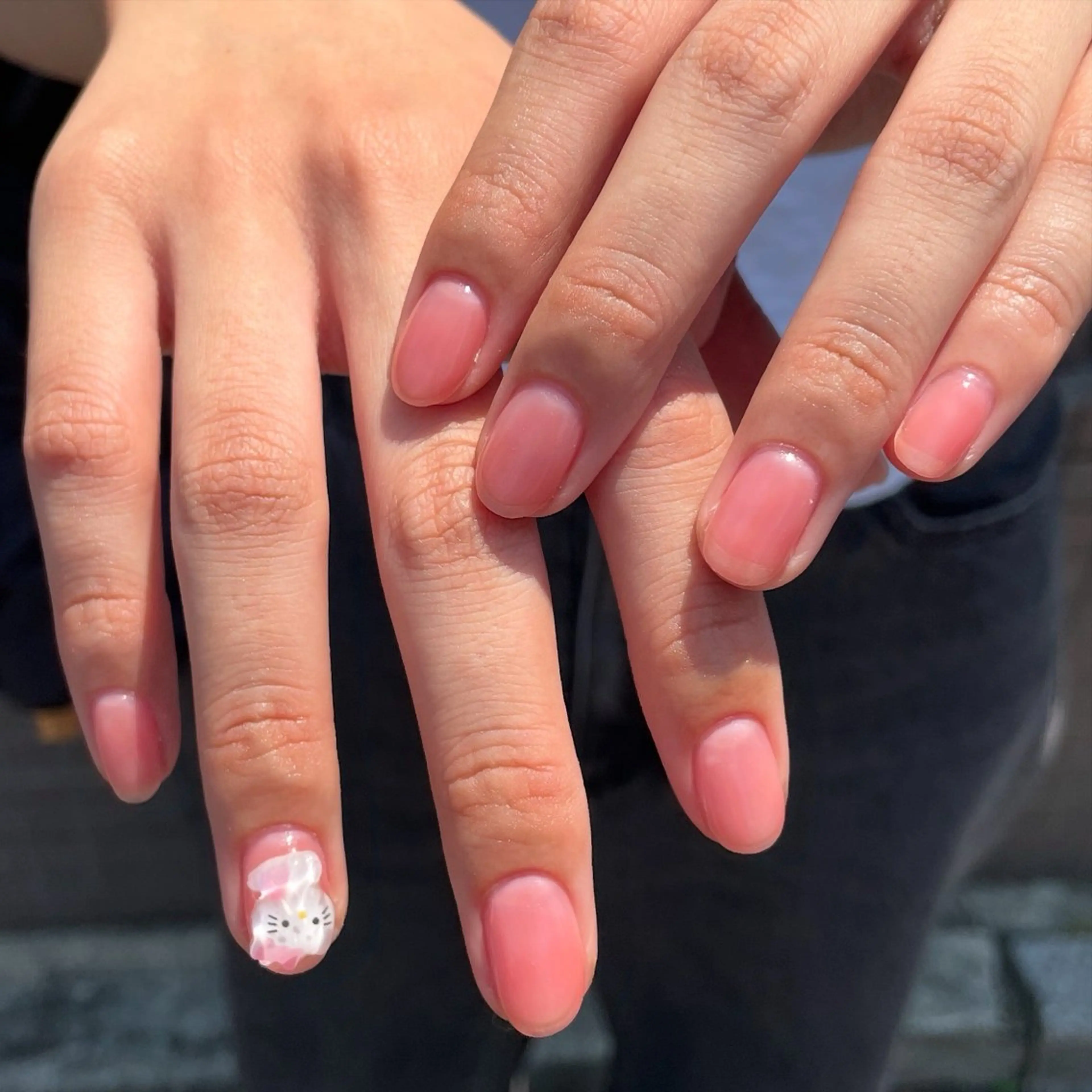 ネイル オフィスネイル ワンカラーネイル ピンク シンプルネイル ハンドネイル ハンドケア 🎀NAIL🎀 AI🪄︎︎◝✩のネイルデザイン