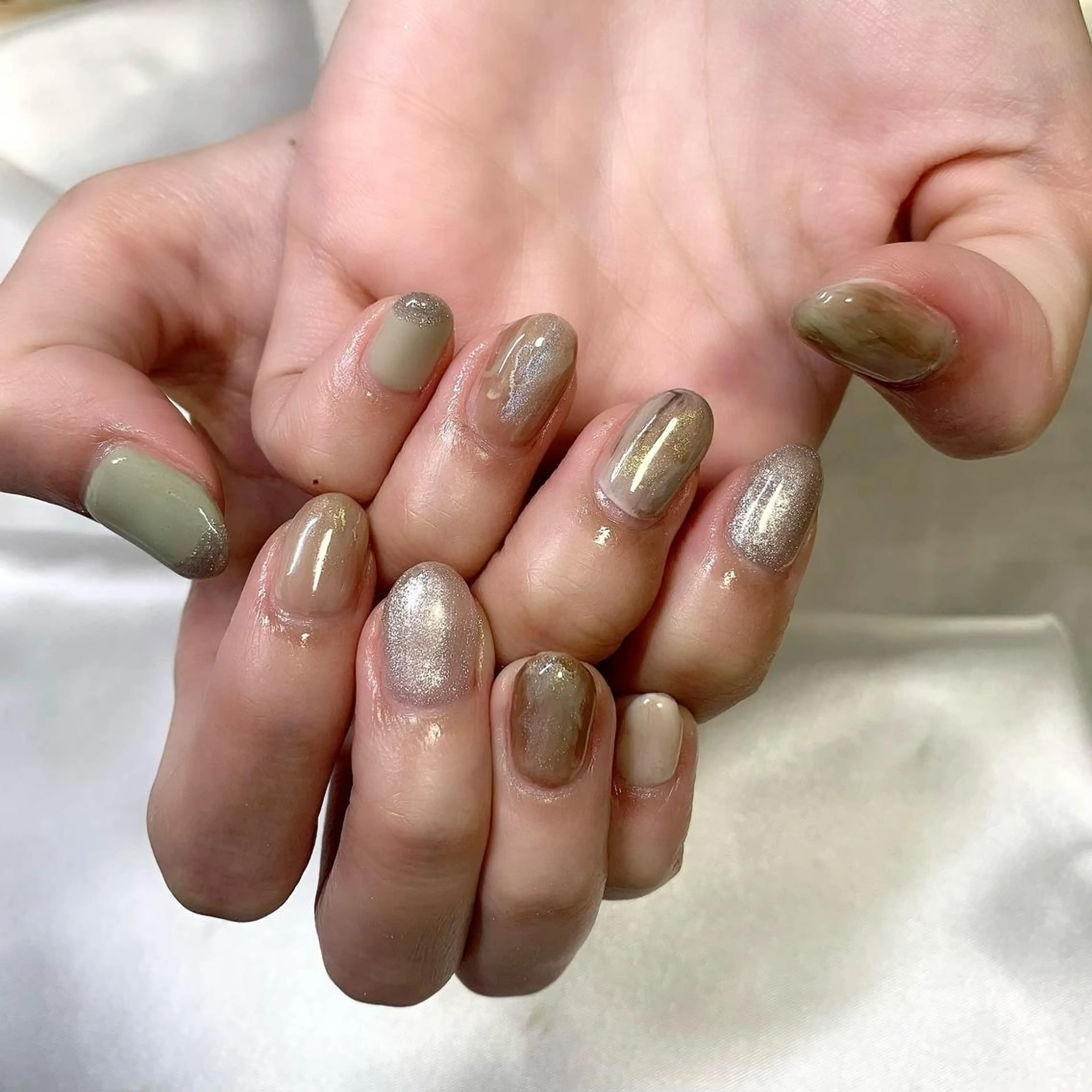 ネイル ニュアンスネイル Lucid Fleur Amiのネイルデザイン