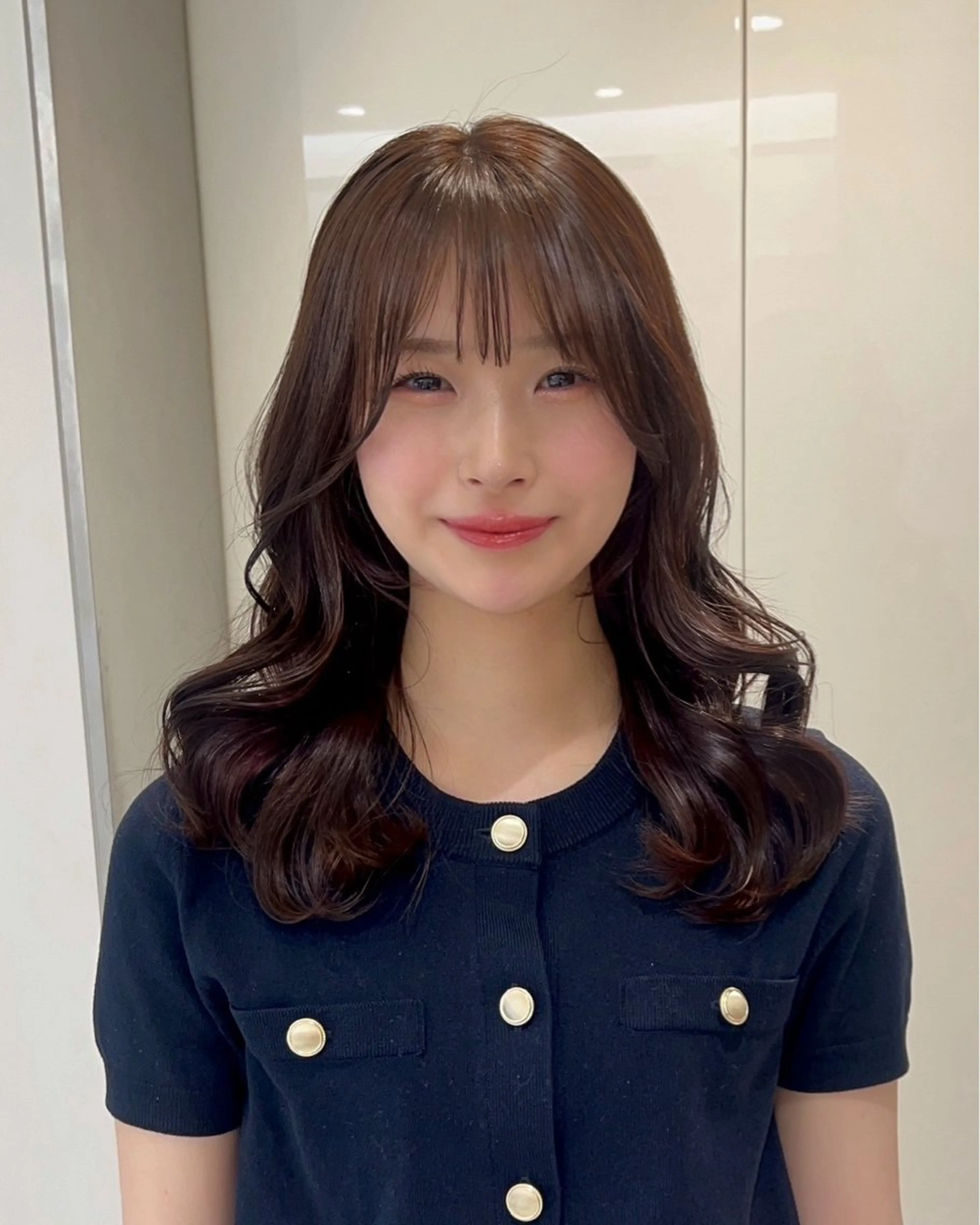 ミディアム ヘアカラー トリートメント コテ巻き風パーマ 銀座RINOSEのヘアスタイル
