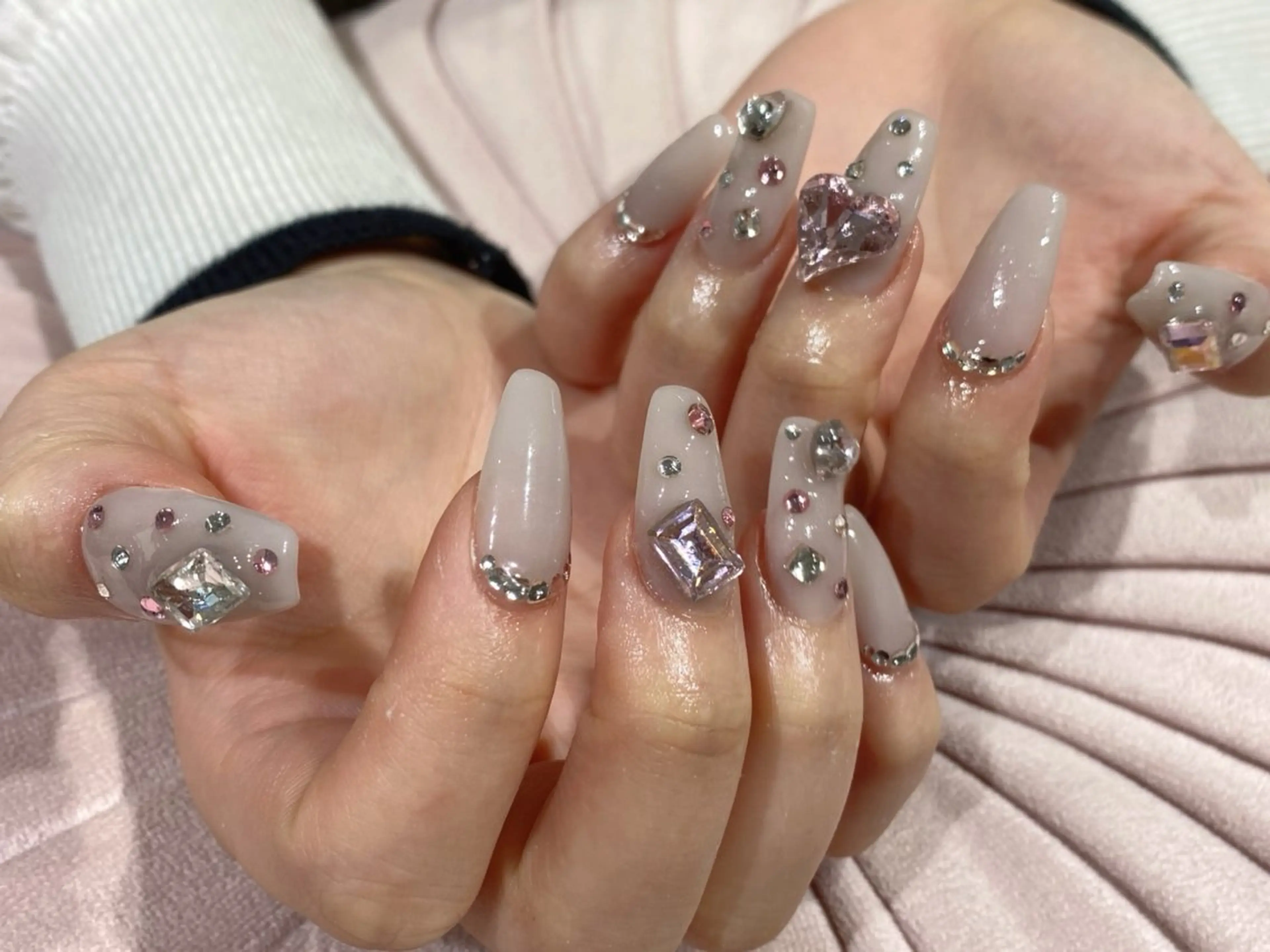 セミロング ハンドネイル Nail  R💫 naoのネイルデザイン