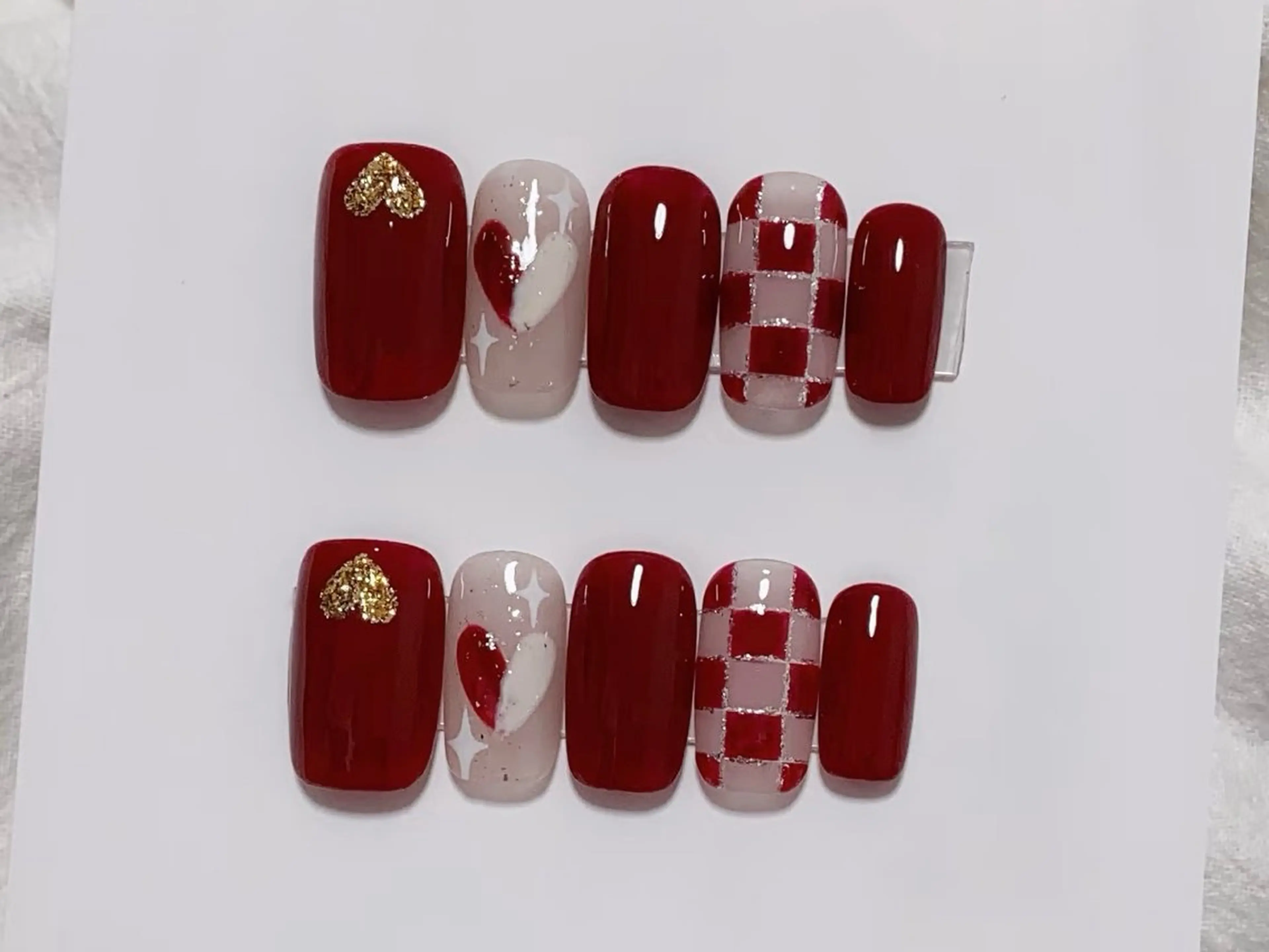 ネイル 長さ出し フットネイル フレンチネイル ジェルネイル ガーリー NYネイルサロン　千葉中央店所属・NYネイルサロン 千葉中央店のネイルデザイン