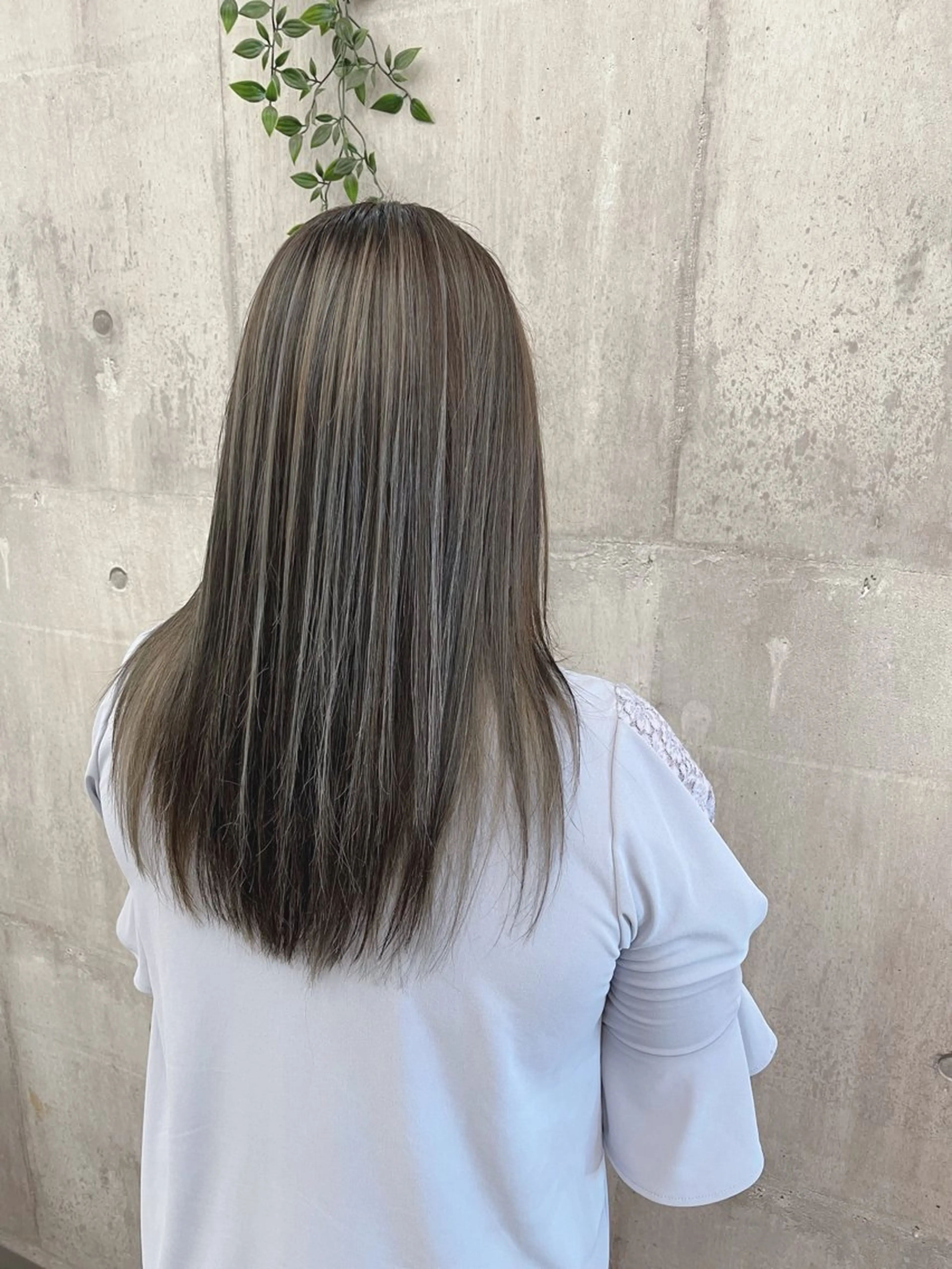 ロング カラー ヘアカラー 田中 沙也香のヘアスタイル