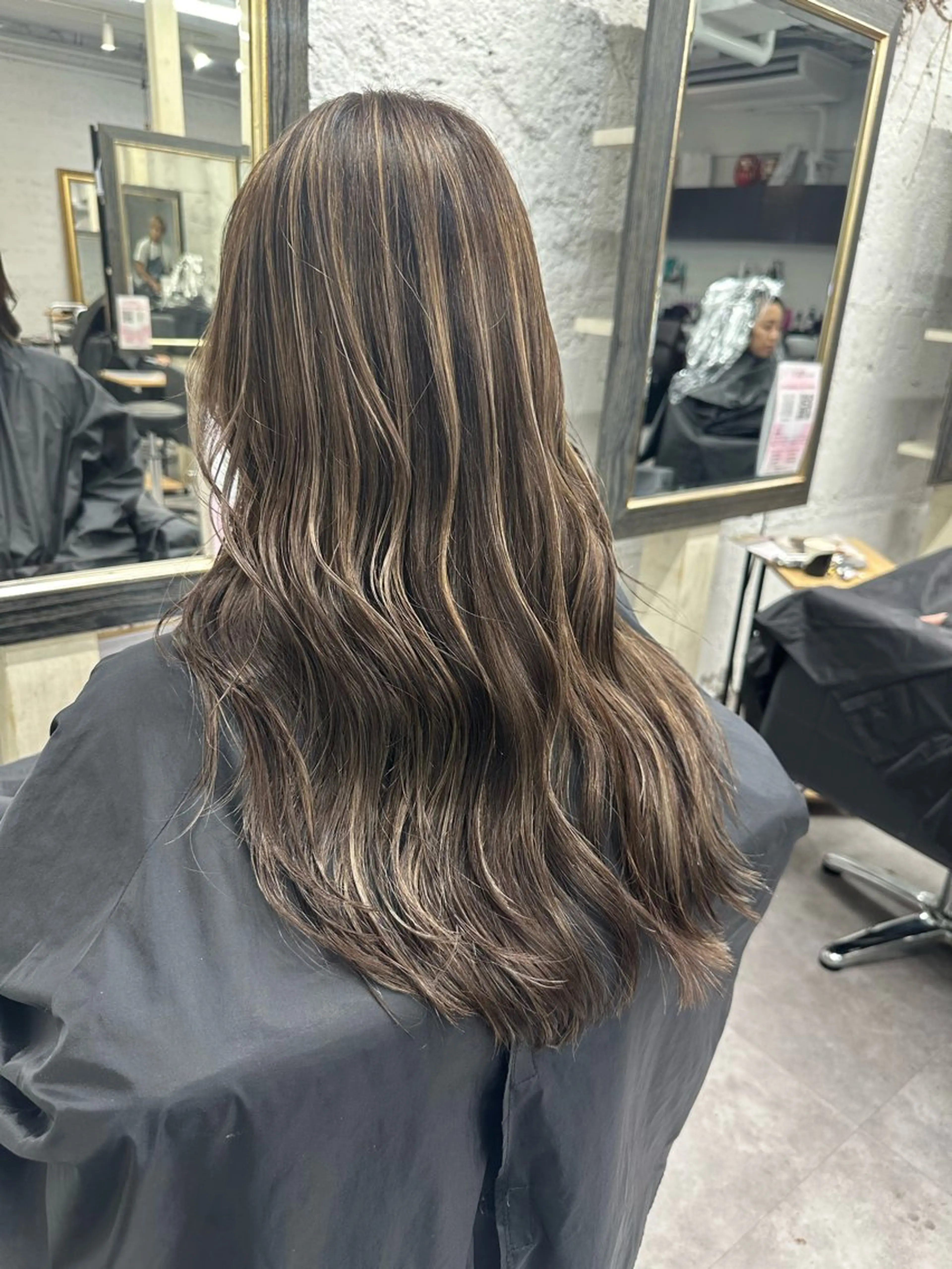 セミロング カラー ヘアアレンジ ヘアカラー トリートメント 久米 治仁のヘアスタイル