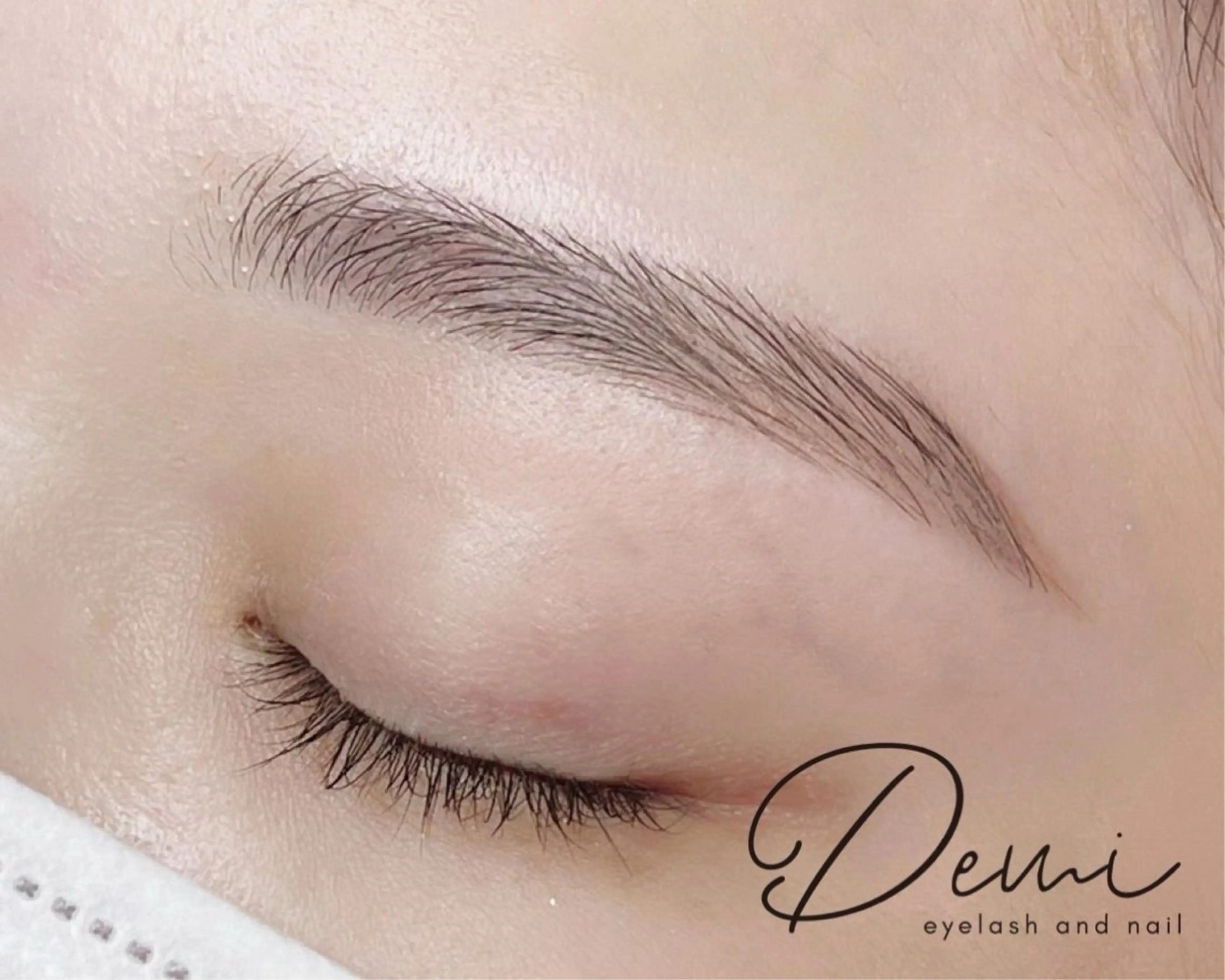 アイブロウ Demi 武蔵浦和店のネイルデザイン