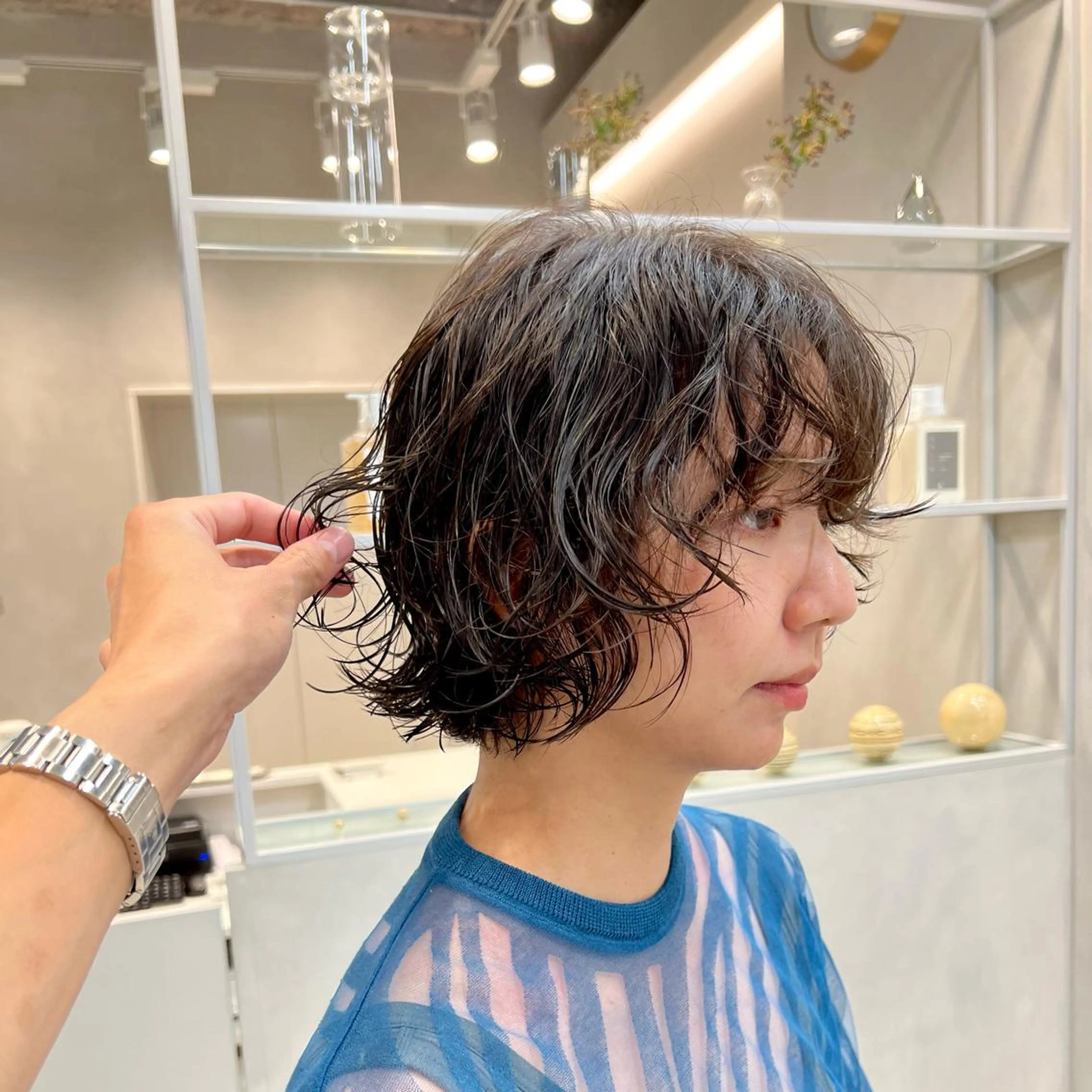 ショート パーマ ボブ ハイライト 髪質改善 韓国風ヘア レイヤーカット 【骨格診断カット】 .のヘアスタイル