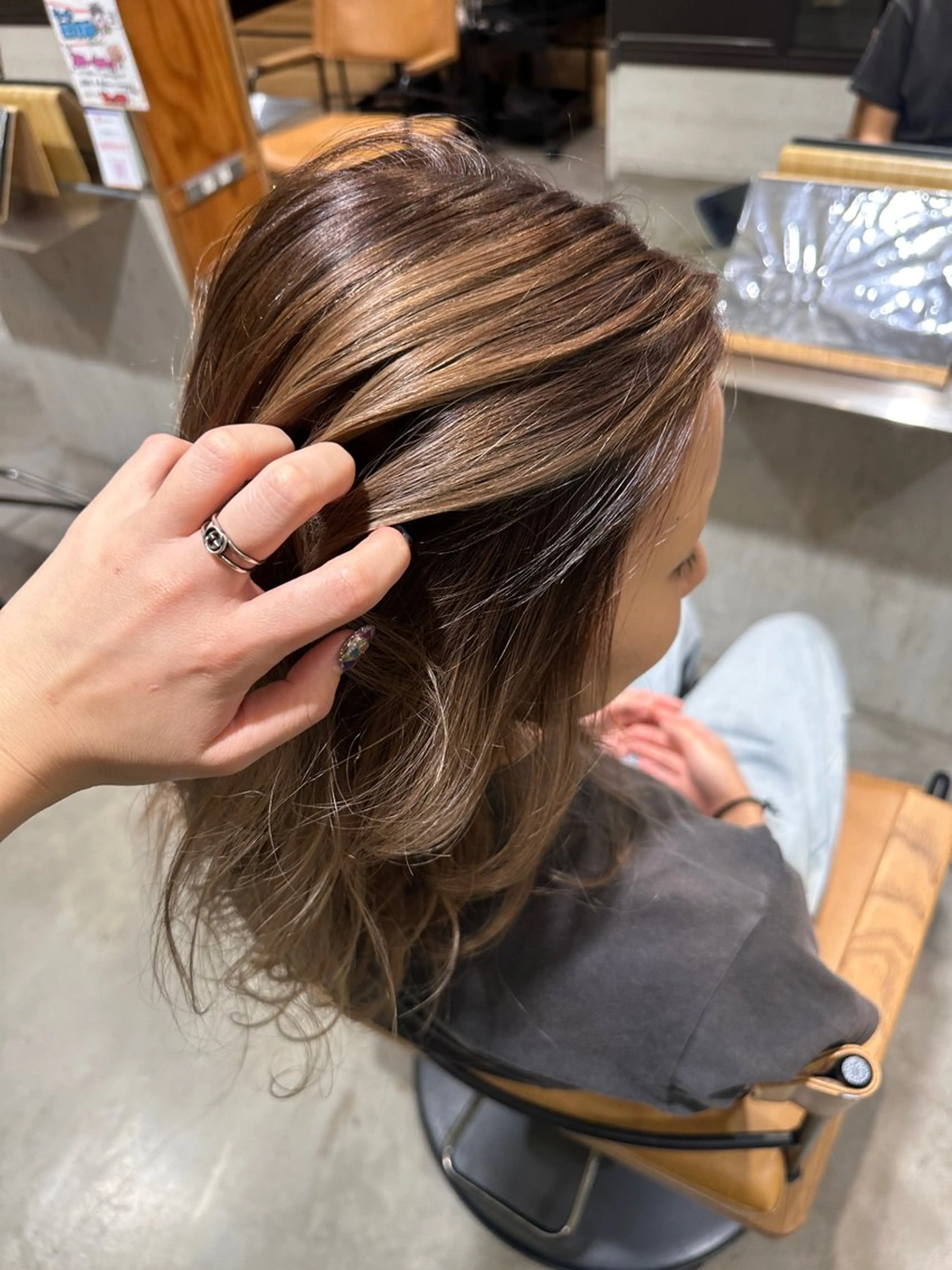 カラー バレイヤージュ 岐阜の美容師 HONOKAのヘアスタイル