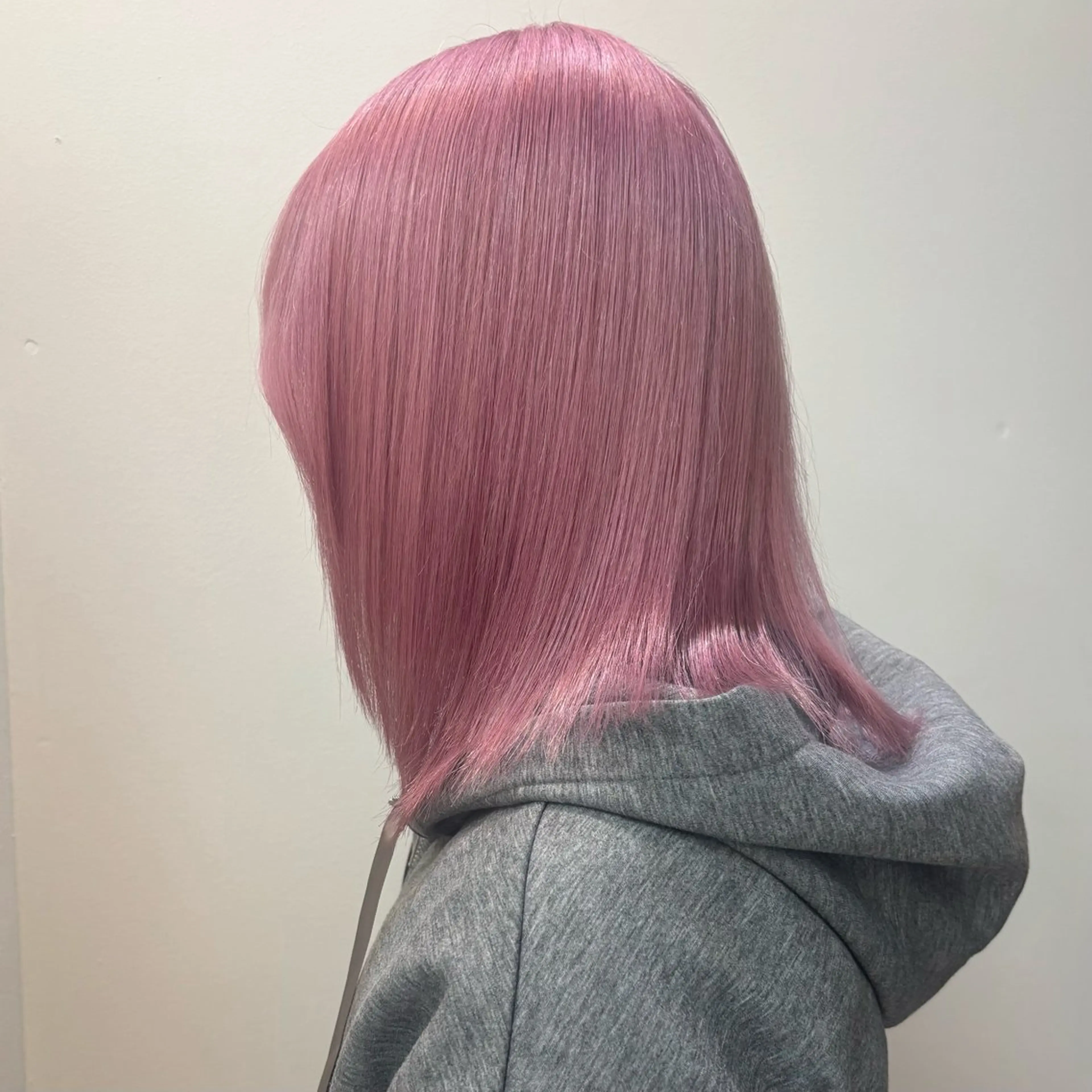 ミディアム カラー カット ヘアカラー トリートメント 🍎似合わせハイトー ン🍎ののかのヘアスタイル