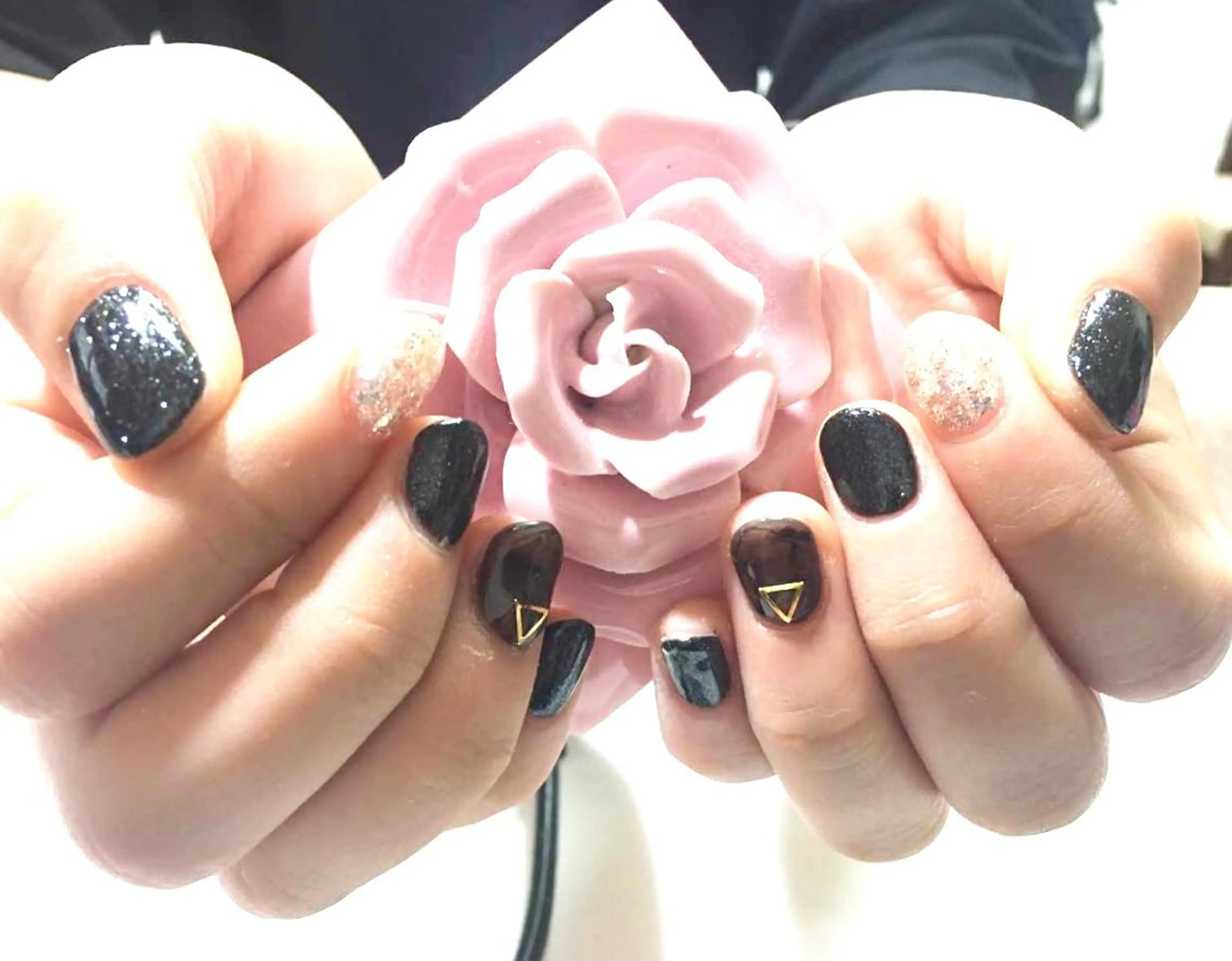 ネイル Eye アイのネイルデザイン