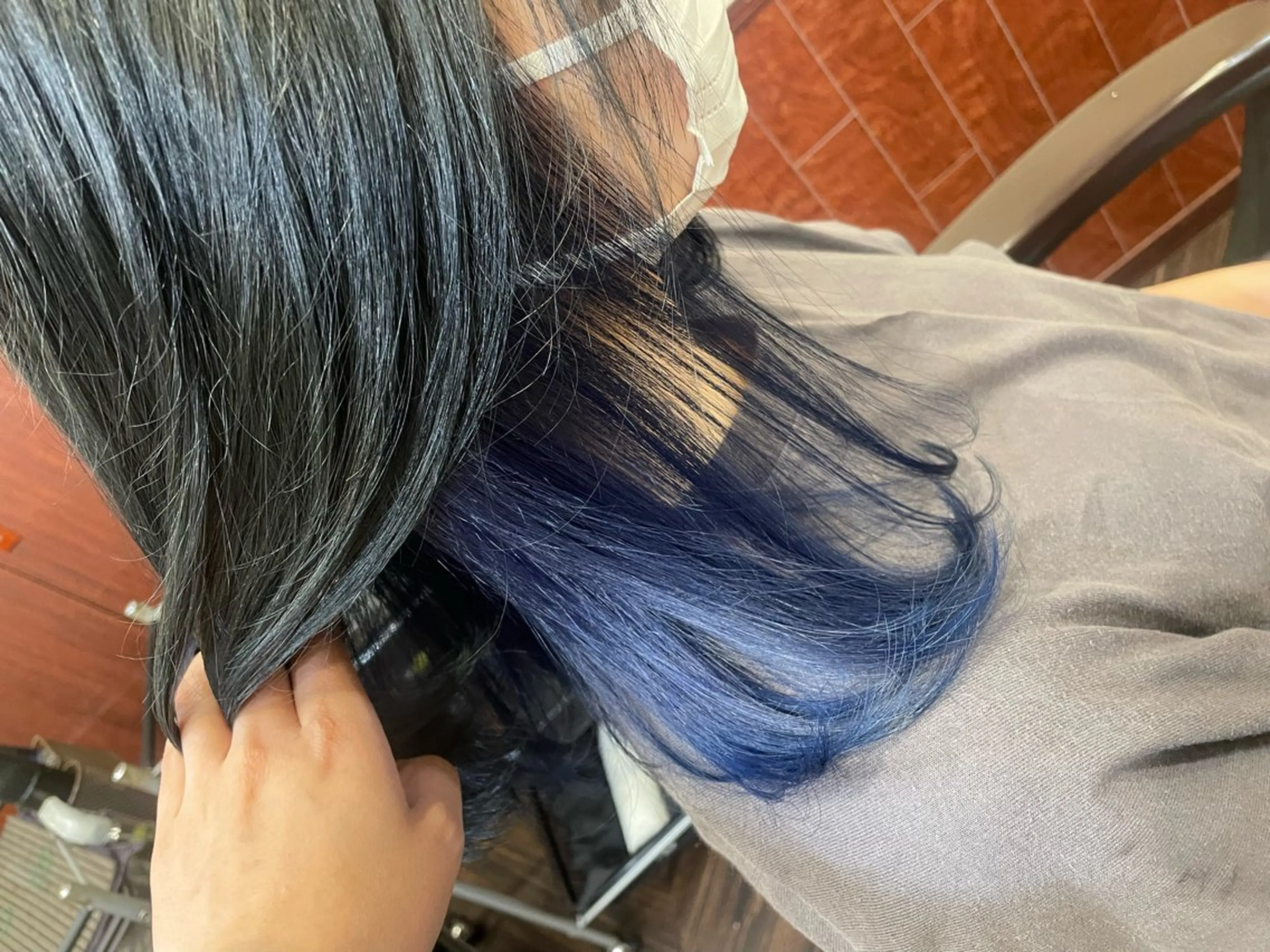 セミロング 野地 渚のヘアスタイル